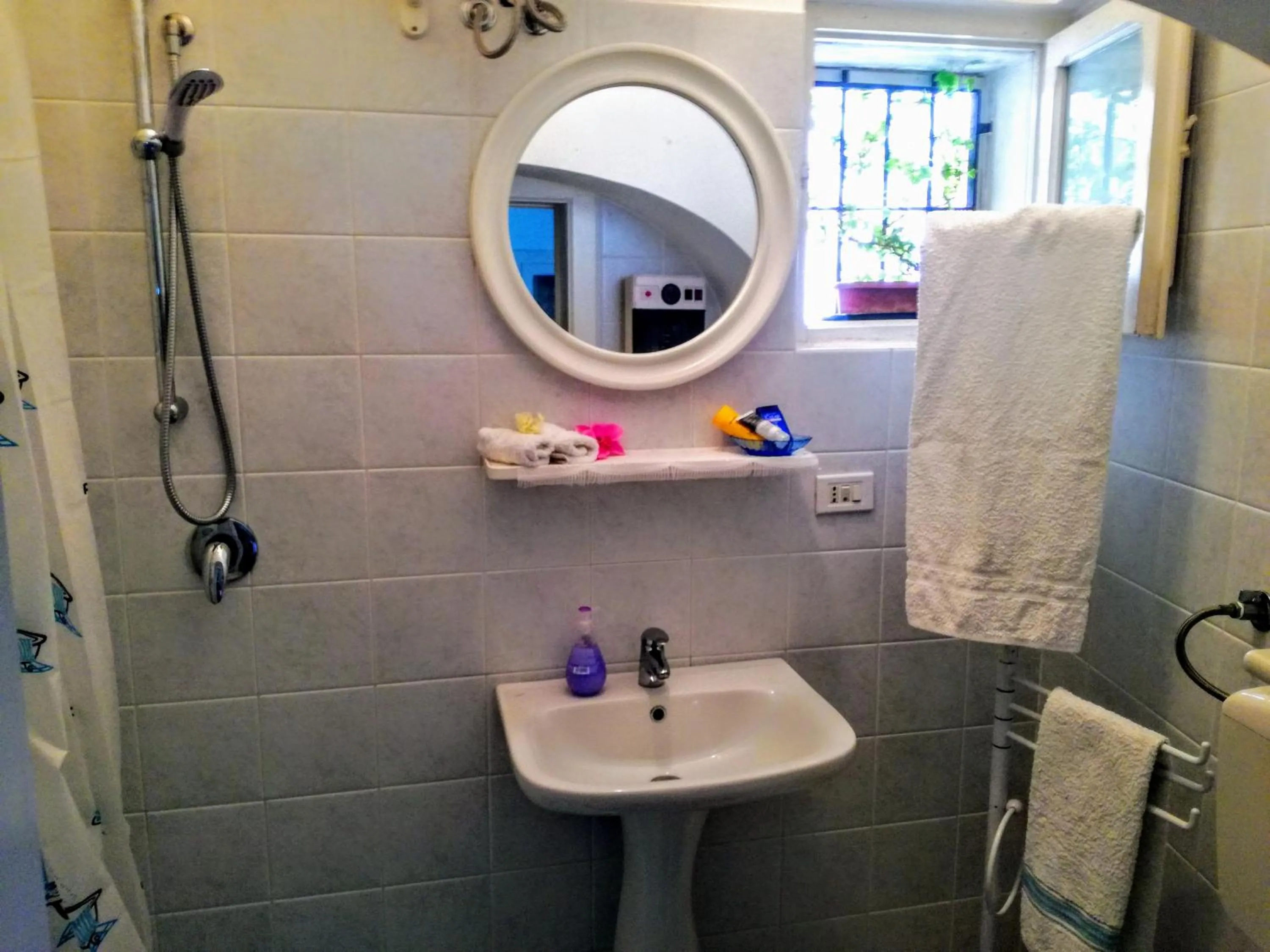Bathroom in B&B Aquila