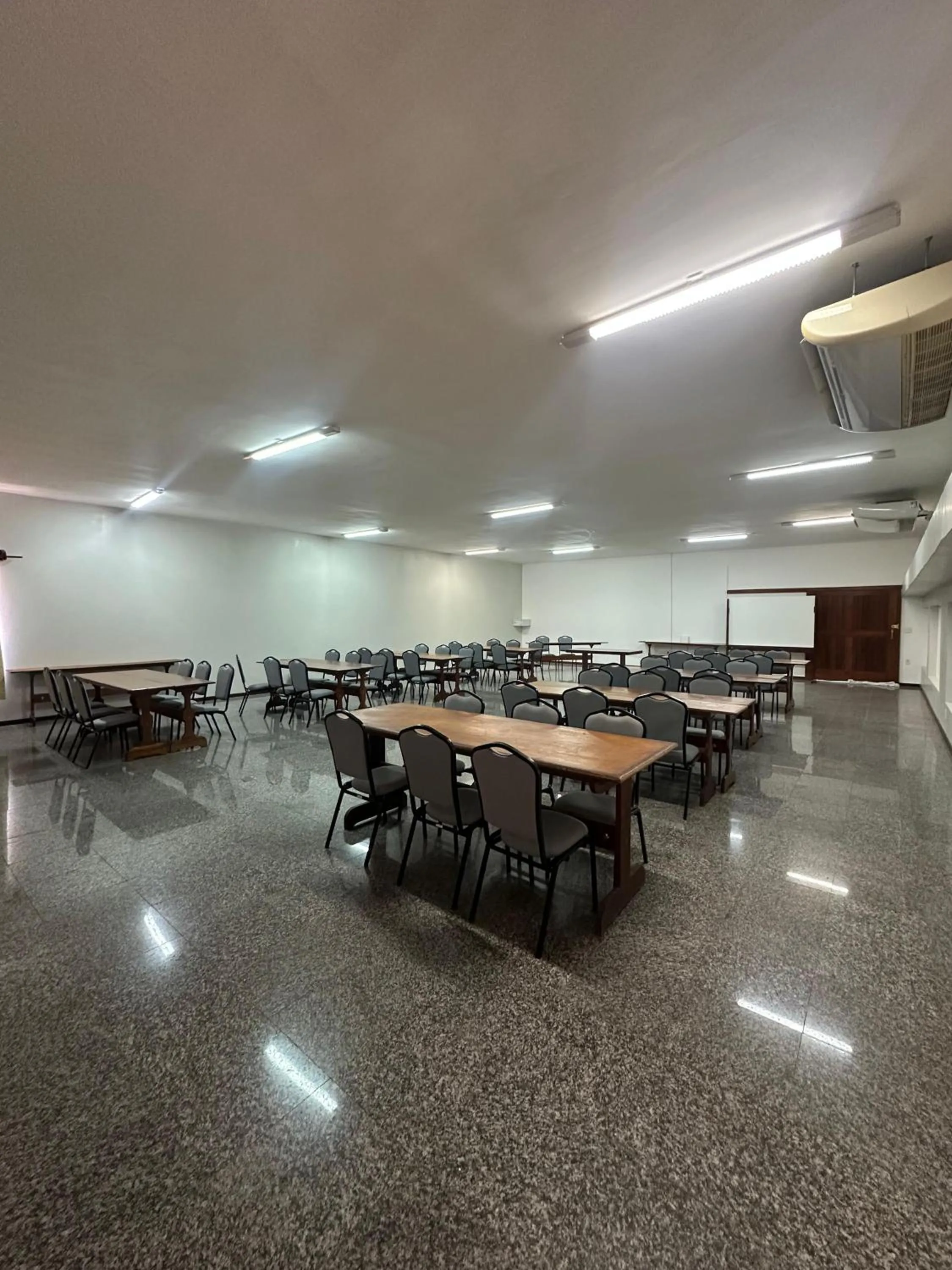 Meeting/conference room in Hotel Du Lac Macaé