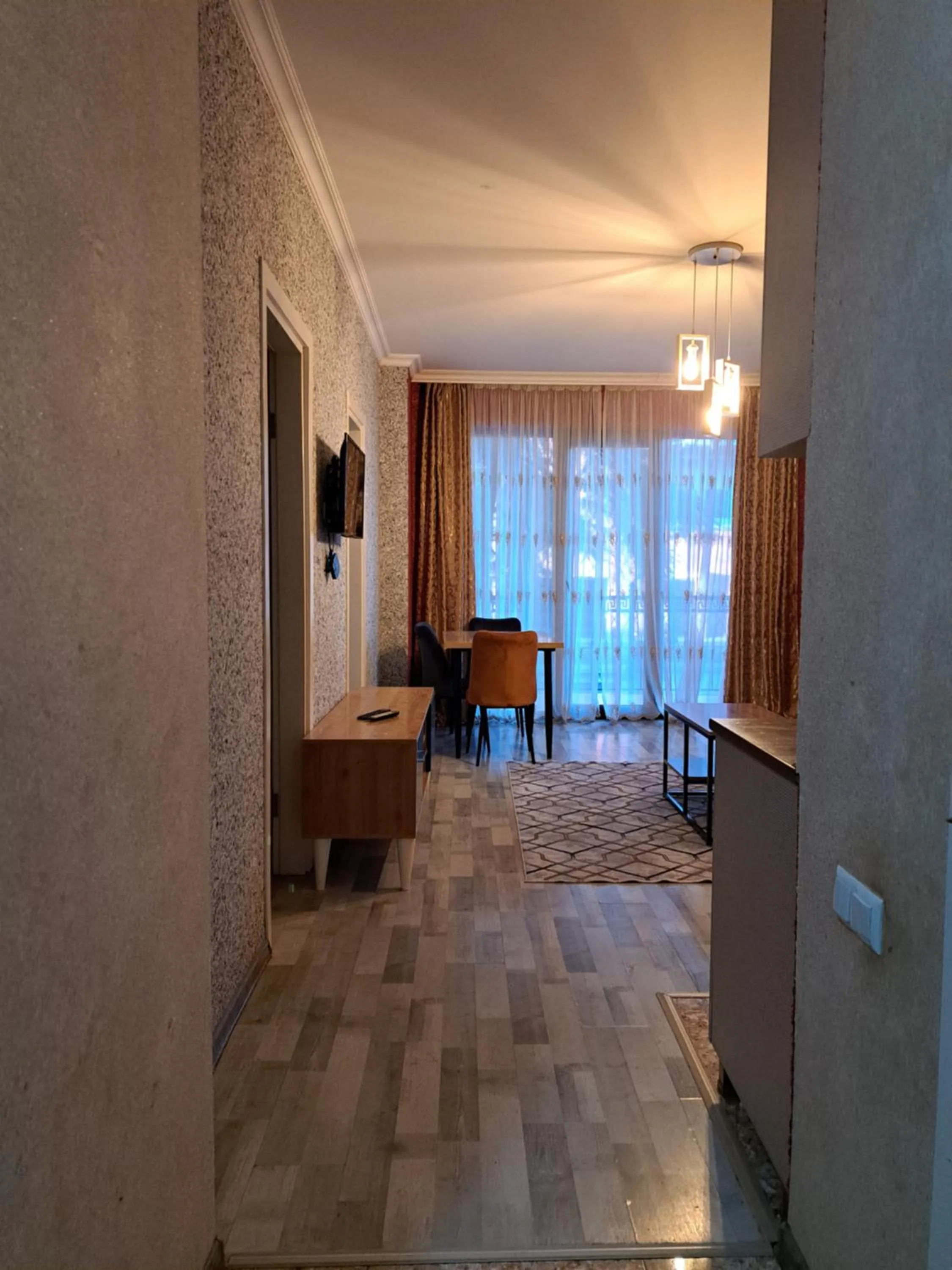 Apartment with Balcony in Karvi Hostel