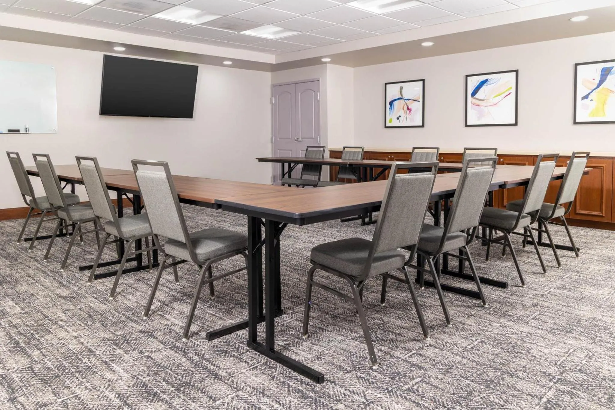 Meeting/conference room in Staybridge Suites Chandler by IHG