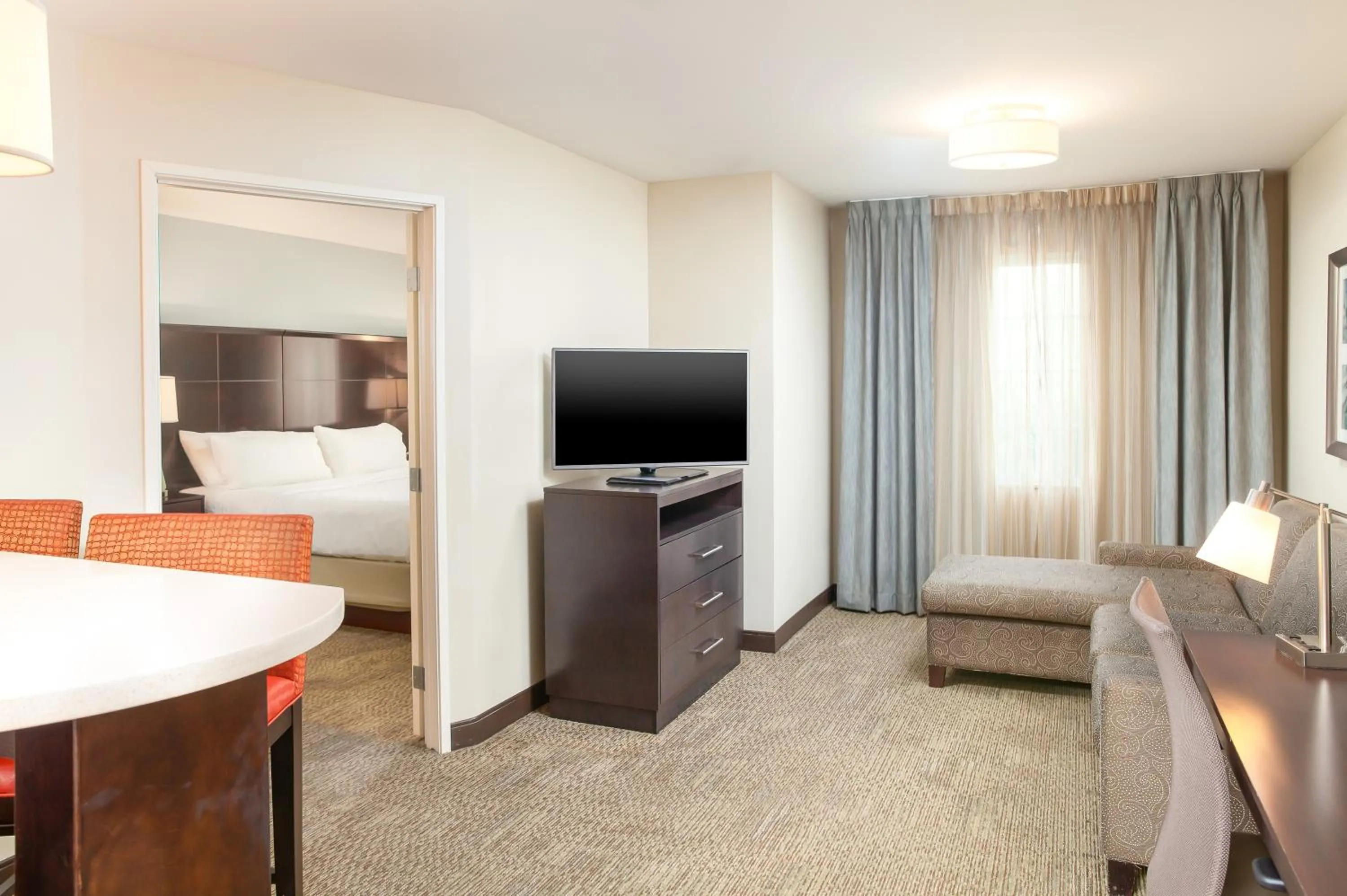 Studio King Suite - Communications Accessible in Staybridge Suites Chandler by IHG