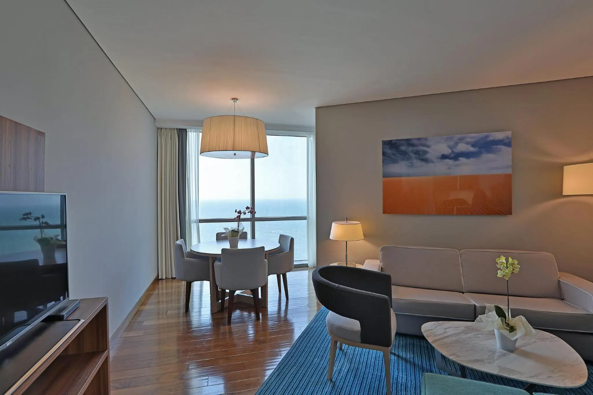 Photo of the whole room in Hotel InterContinental Cartagena by IHG