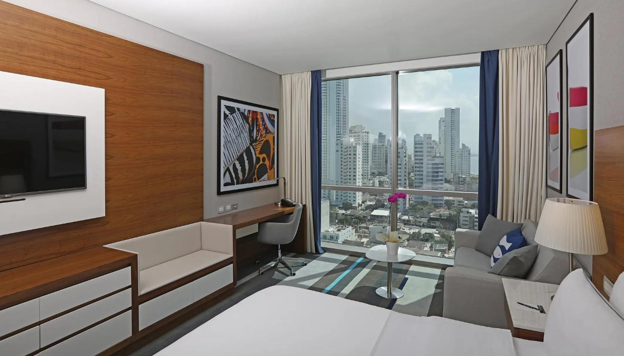 Photo of the whole room, Bed in Hotel InterContinental Cartagena by IHG