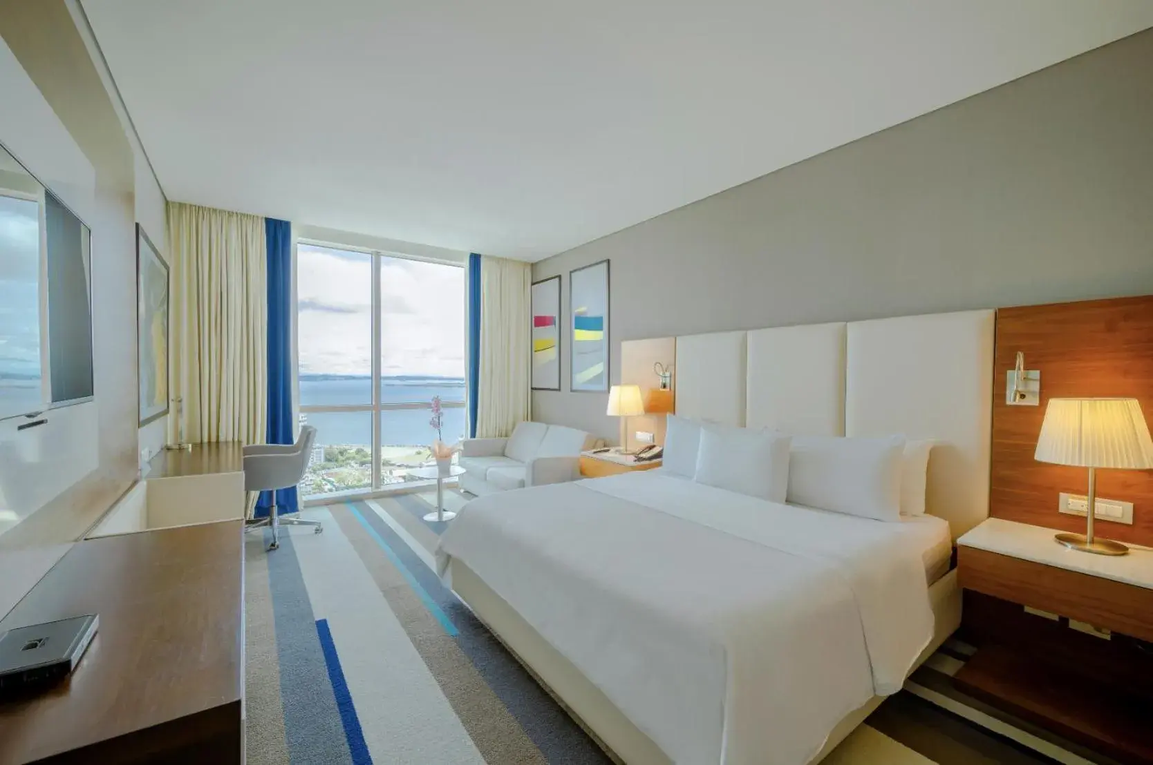 Classic King Room with City View in Hotel InterContinental Cartagena by IHG Classic King Room with City View in Hotel InterContinental Cartagena by IHG