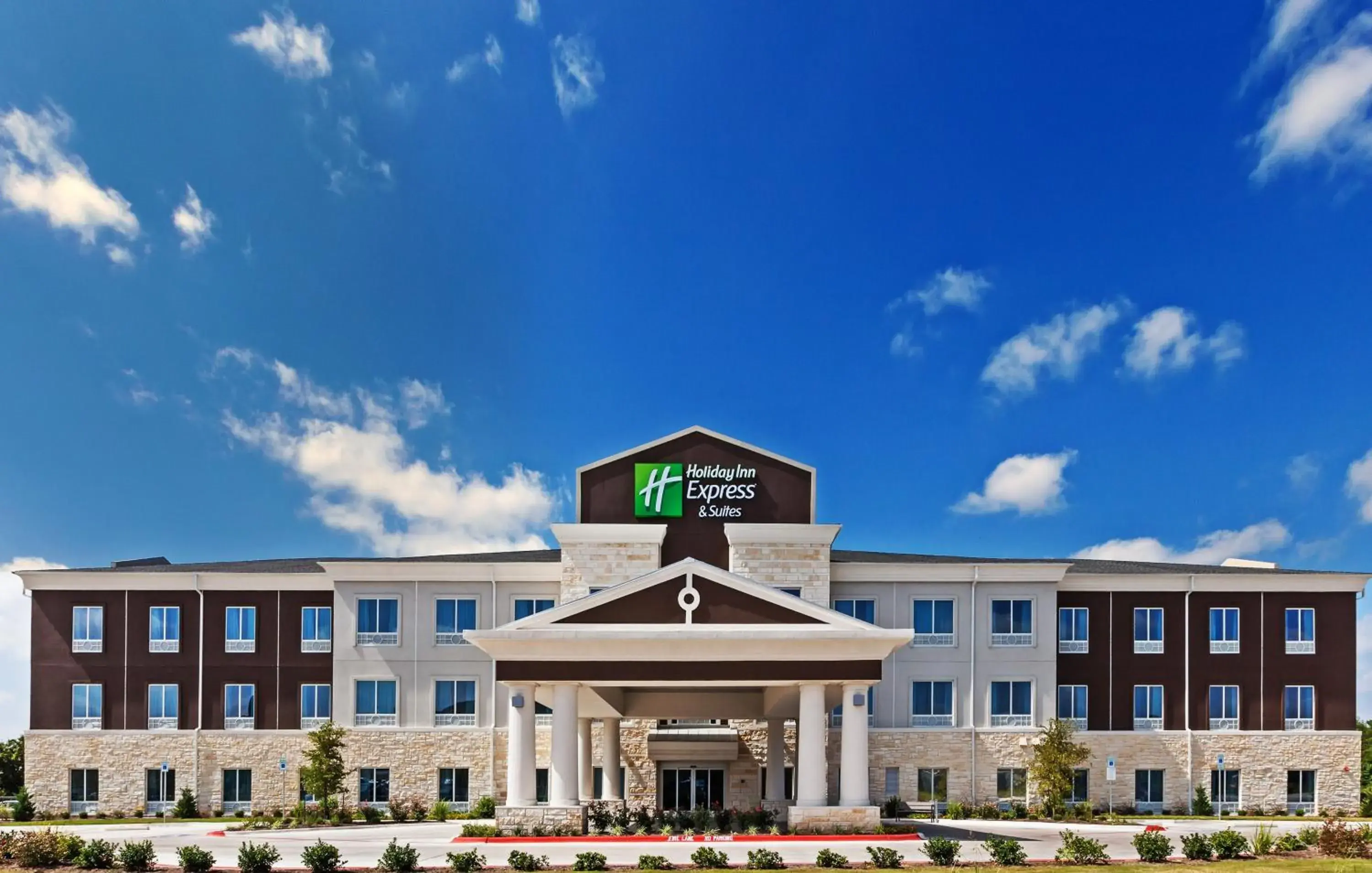 Property building in Holiday Inn Express and Suites Killeen-Fort Hood Area by IHG Property building in Holiday Inn Express and Suites Killeen-Fort Hood Area by IHG