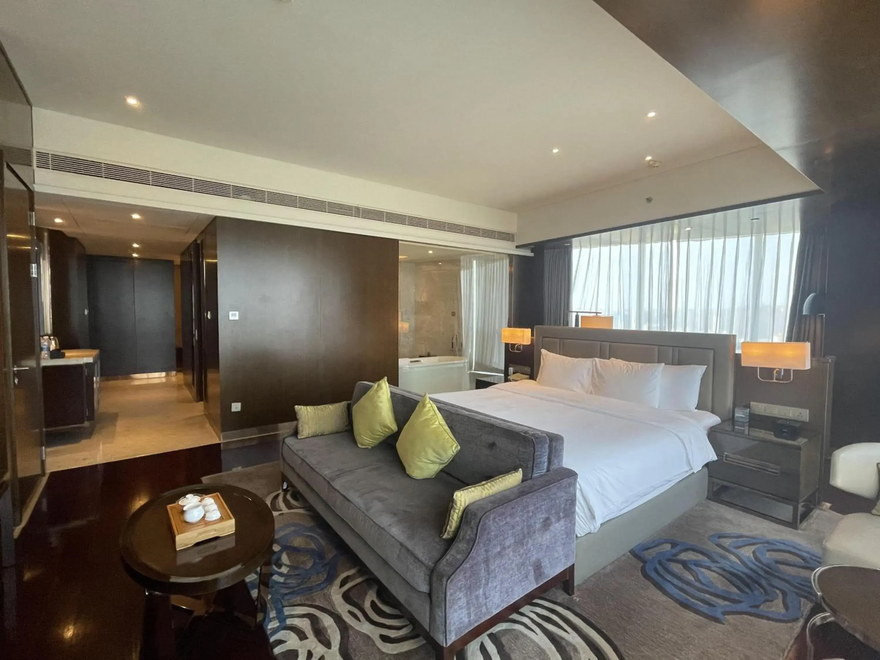 Bed in Crowne Plaza Zhangzhou by IHG Bed in Crowne Plaza Zhangzhou by IHG