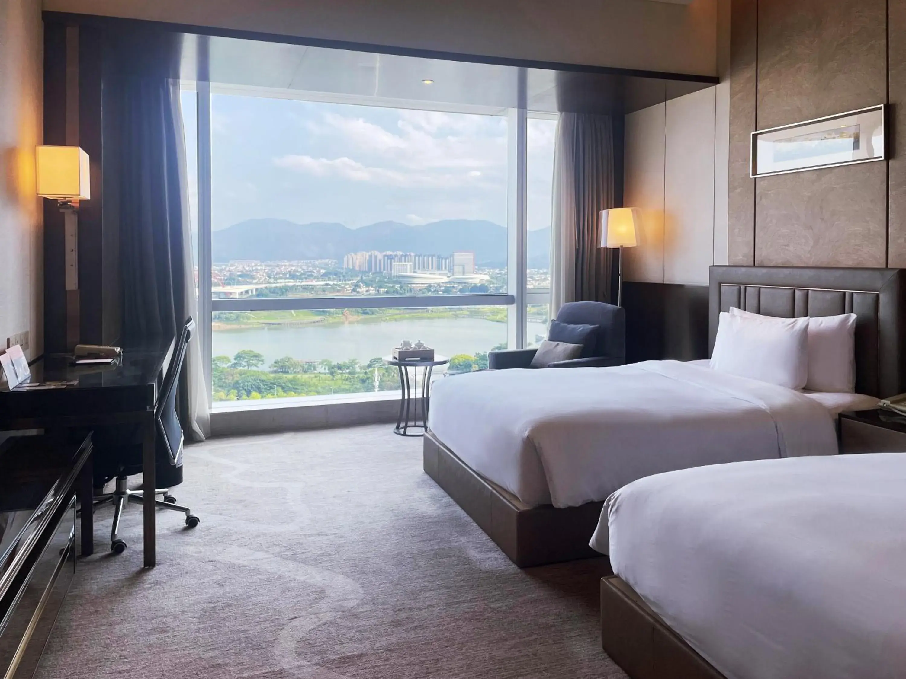 Bed in Crowne Plaza Zhangzhou by IHG Bed in Crowne Plaza Zhangzhou by IHG
