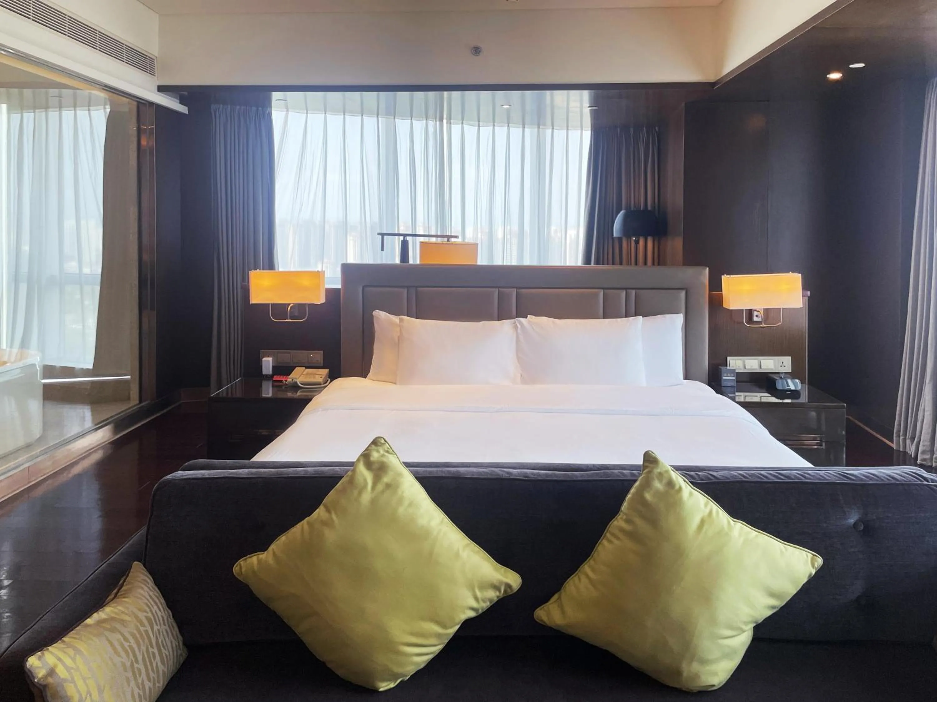 Bed in Crowne Plaza Zhangzhou by IHG