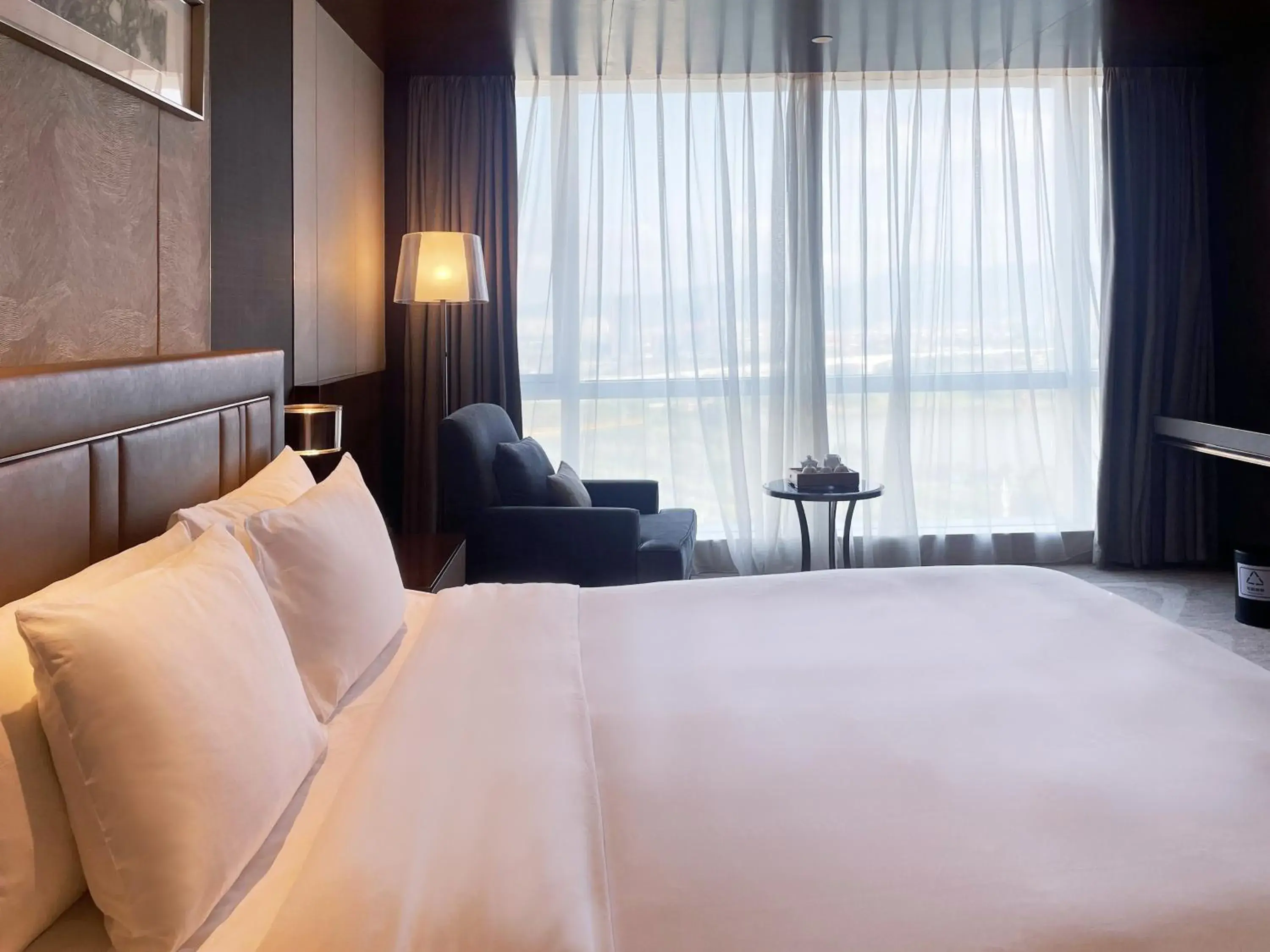Bed in Crowne Plaza Zhangzhou by IHG Bed in Crowne Plaza Zhangzhou by IHG