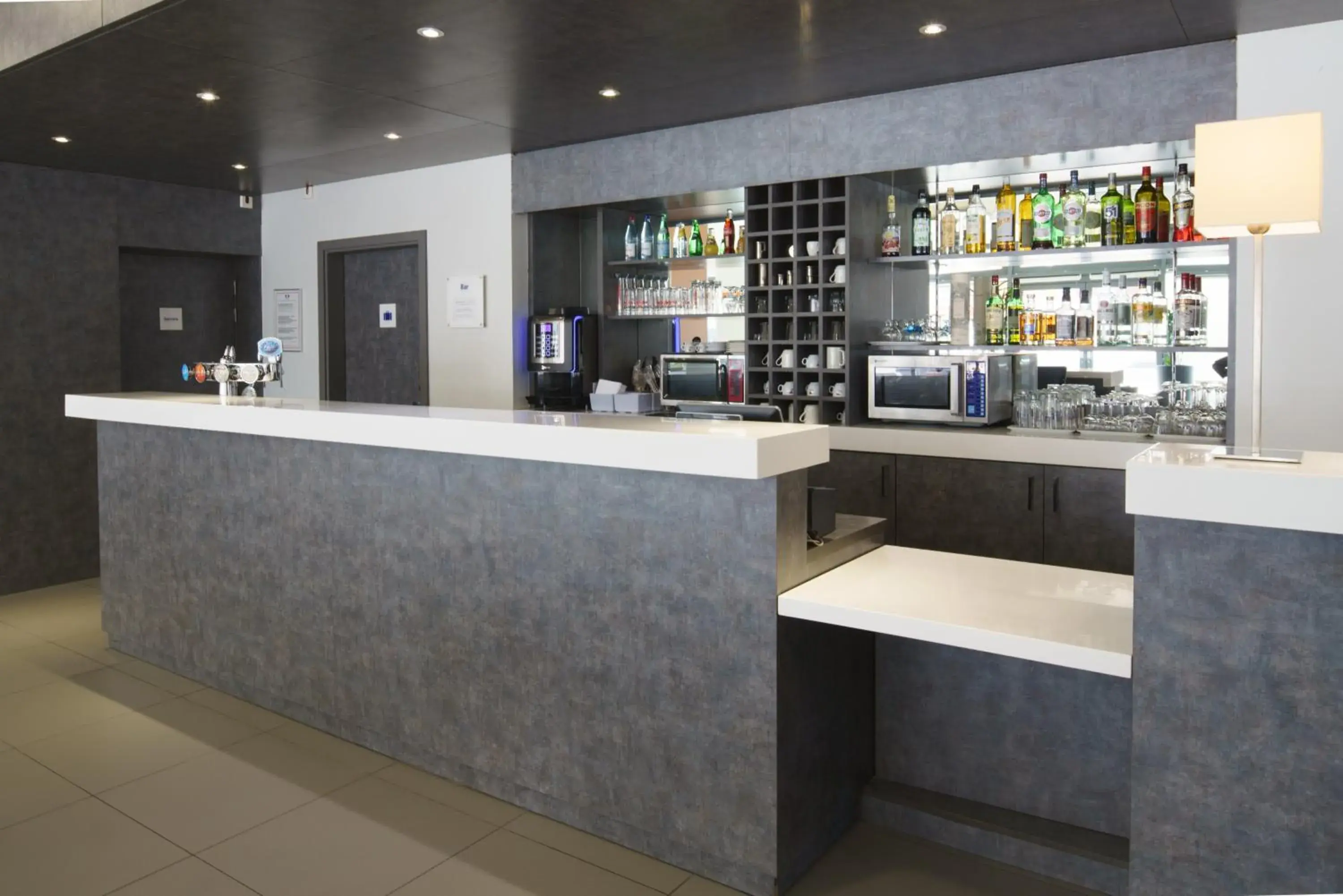 Lounge or bar in Holiday Inn Express Strasbourg Centre by IHG Lounge or bar in Holiday Inn Express Strasbourg Centre by IHG