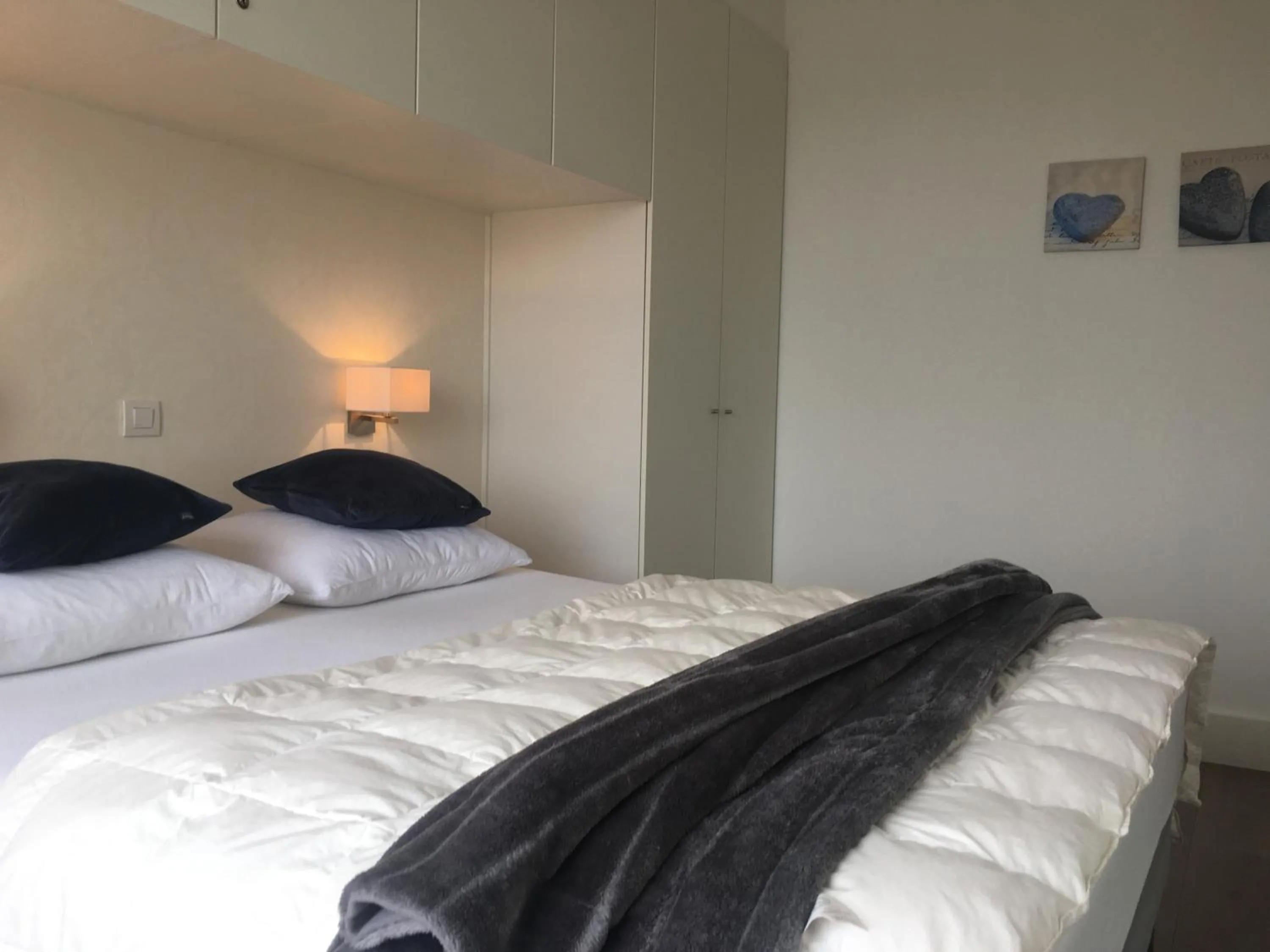 Bedroom, Bed in Koksijde l'Abbaye