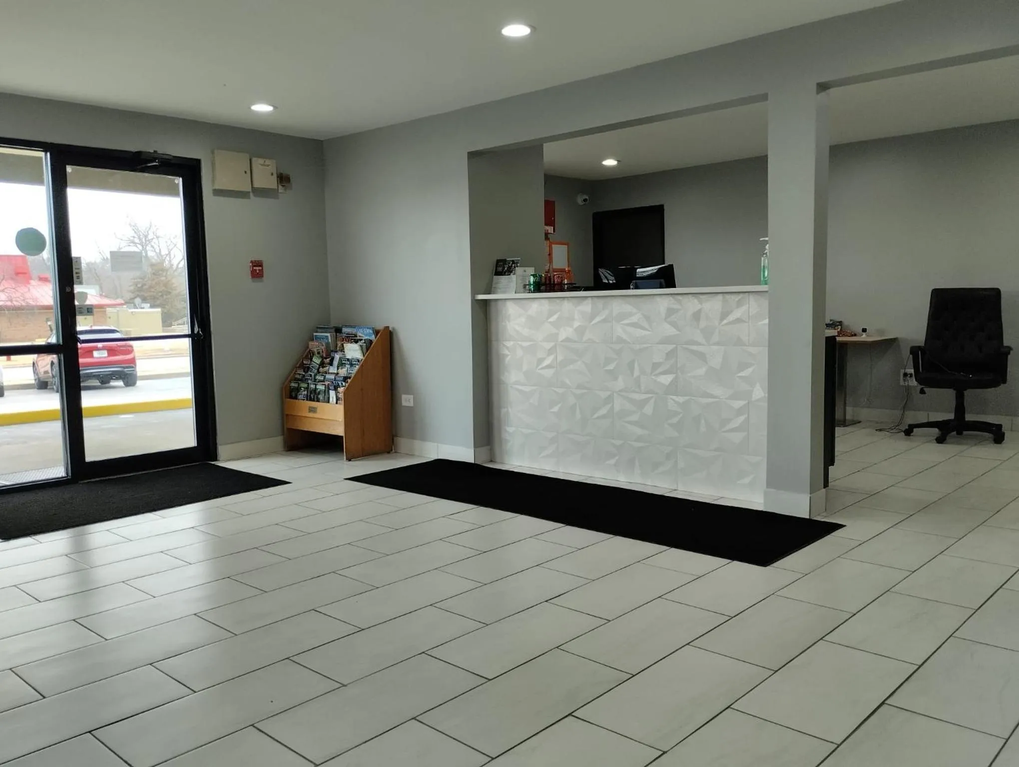 Super 8 by Wyndham Morris