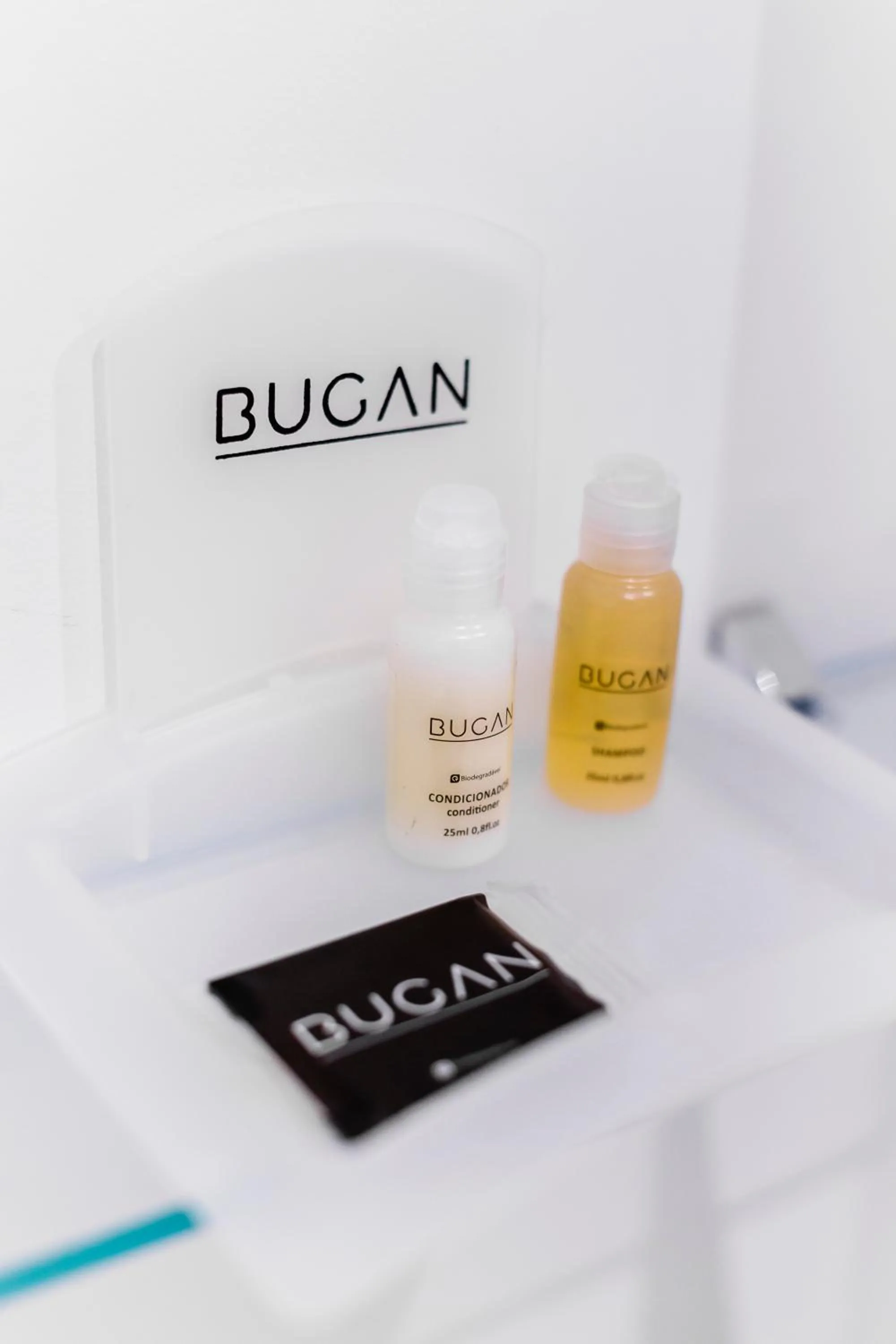 Bathroom in Bugan Recife Boa Viagem Hotel - by Atlantica