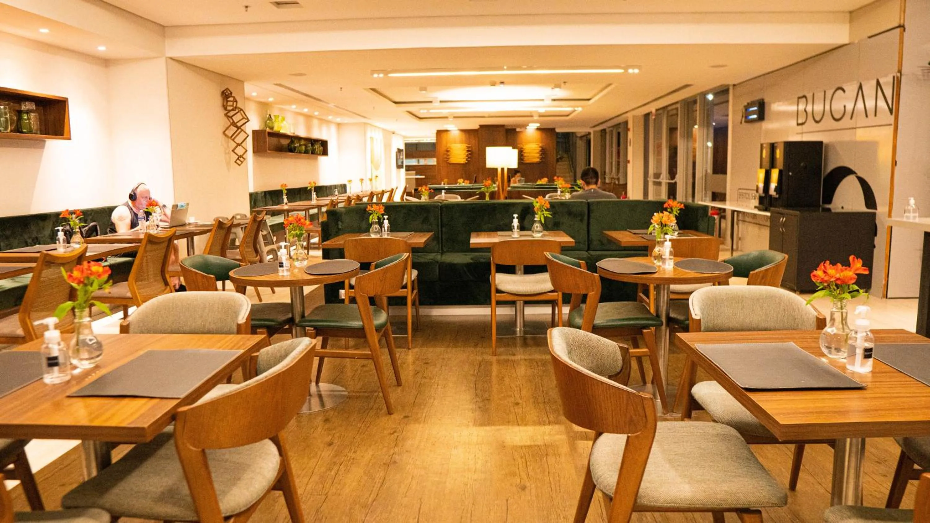 Restaurant/places to eat in Bugan Recife Boa Viagem Hotel - by Atlantica