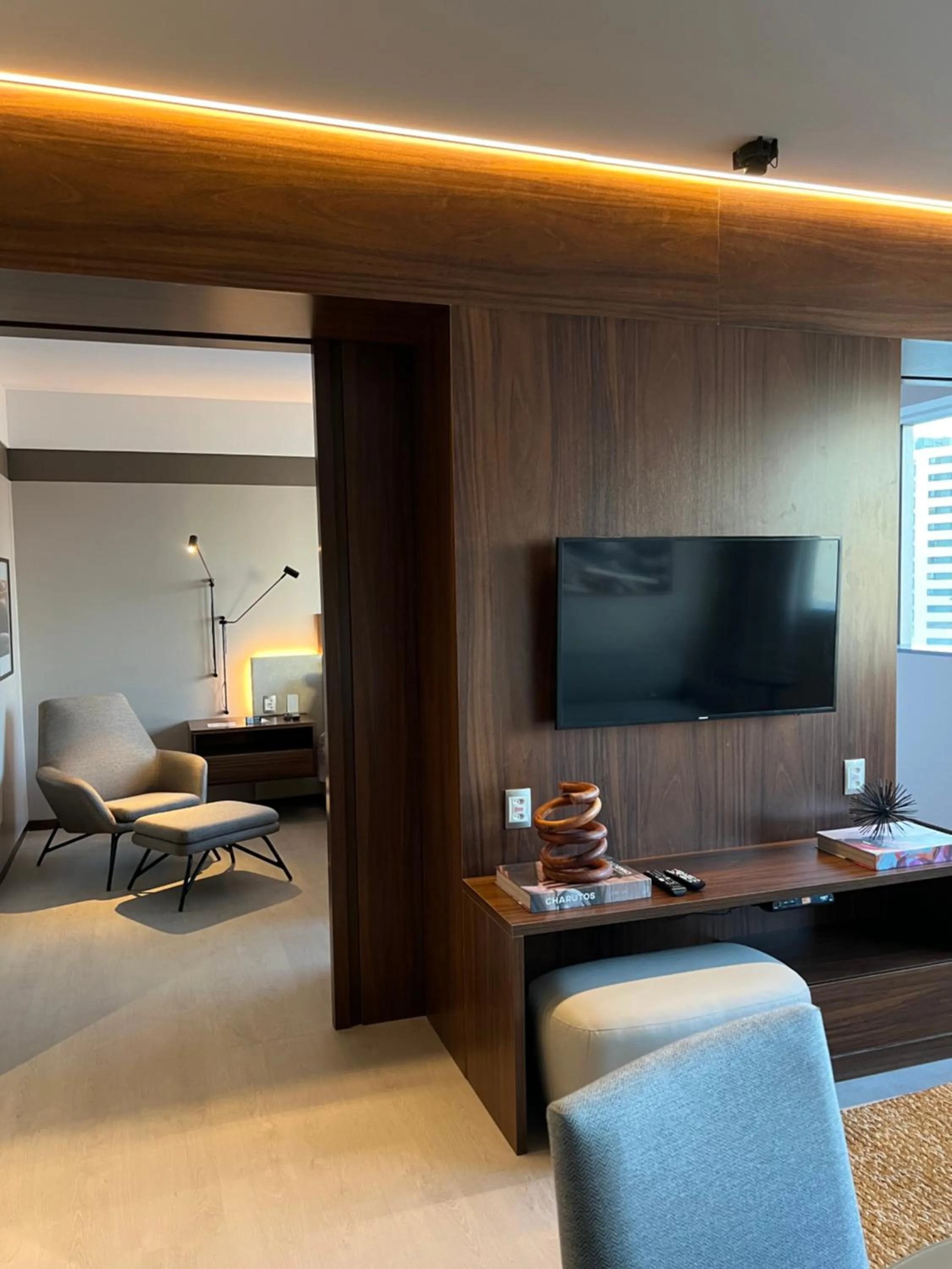 Communal lounge/ TV room in Bugan Recife Boa Viagem Hotel - by Atlantica