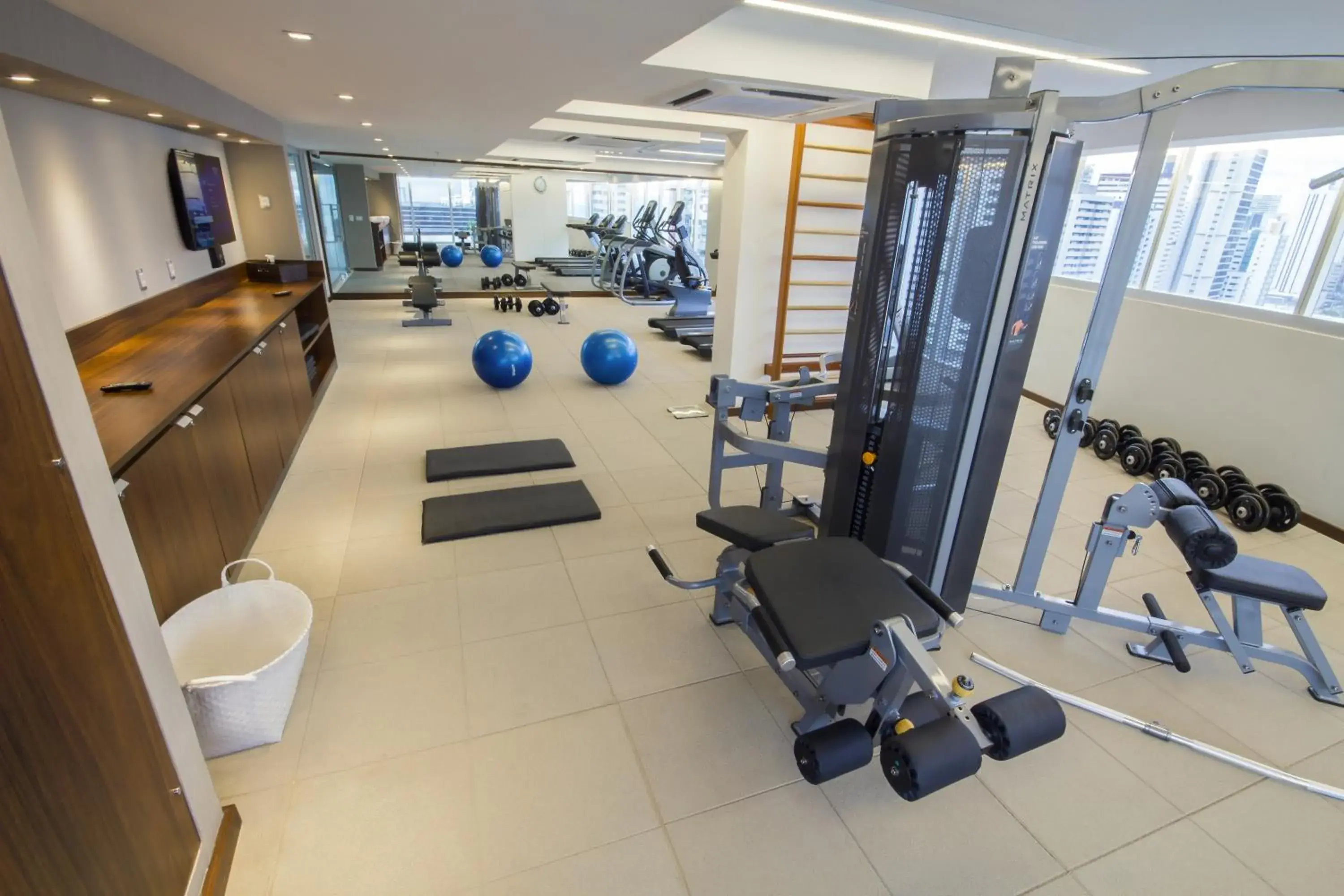 Fitness centre/facilities in Bugan Recife Boa Viagem Hotel - by Atlantica Fitness centre/facilities in Bugan Recife Boa Viagem Hotel - by Atlantica