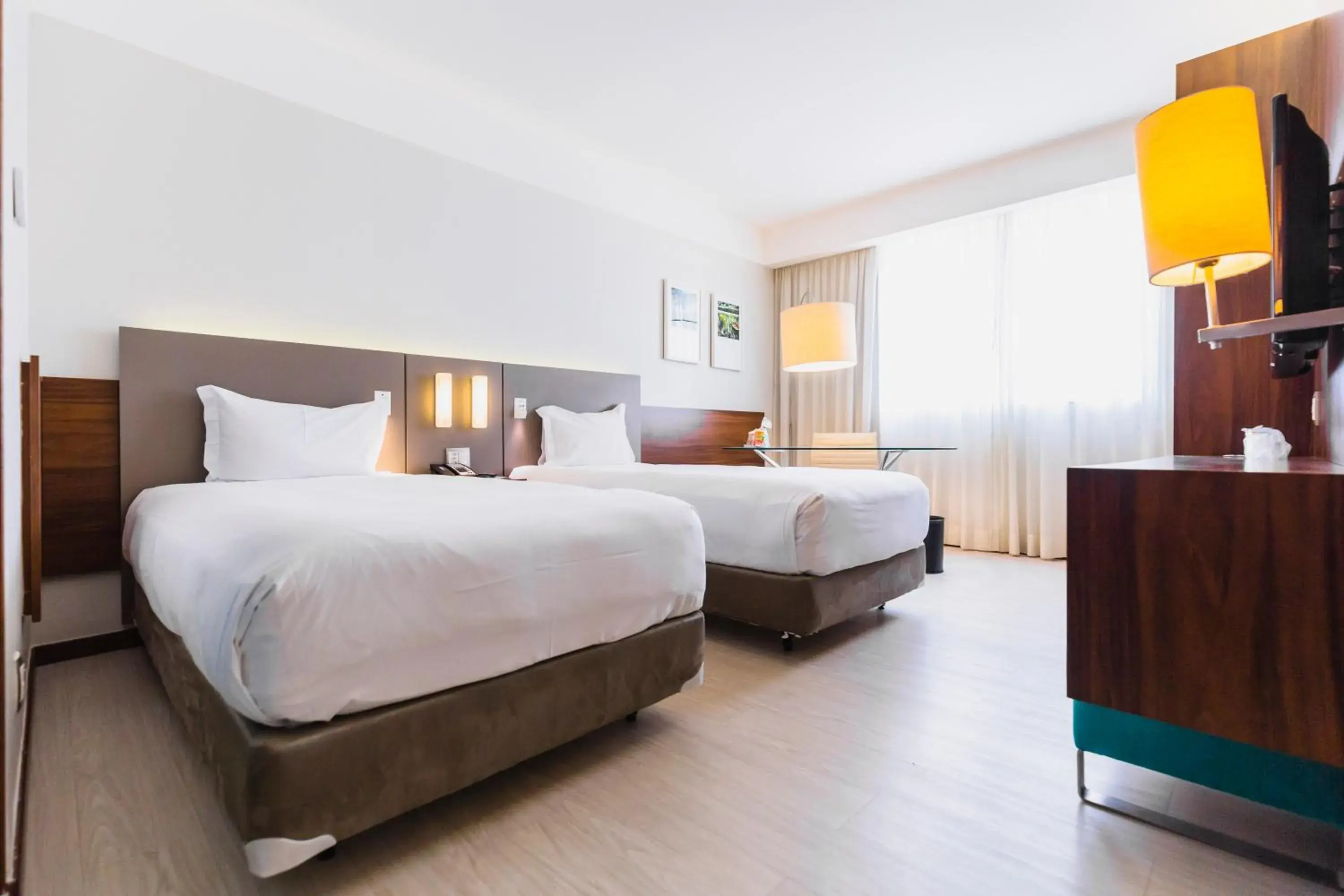 TV and multimedia, Bed in Bugan Recife Boa Viagem Hotel - by Atlantica TV and multimedia, Bed in Bugan Recife Boa Viagem Hotel - by Atlantica
