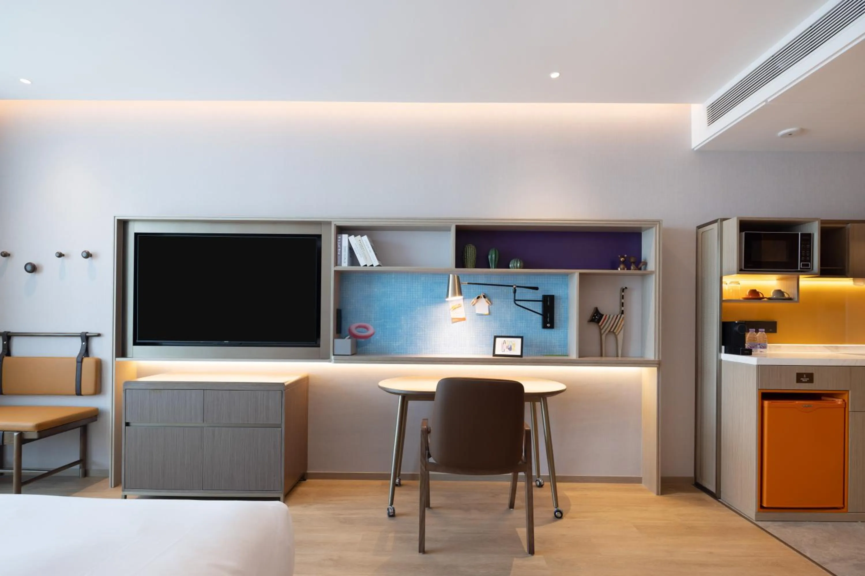 TV and multimedia in Home2 Suites by Hilton Hefei South Railway Station