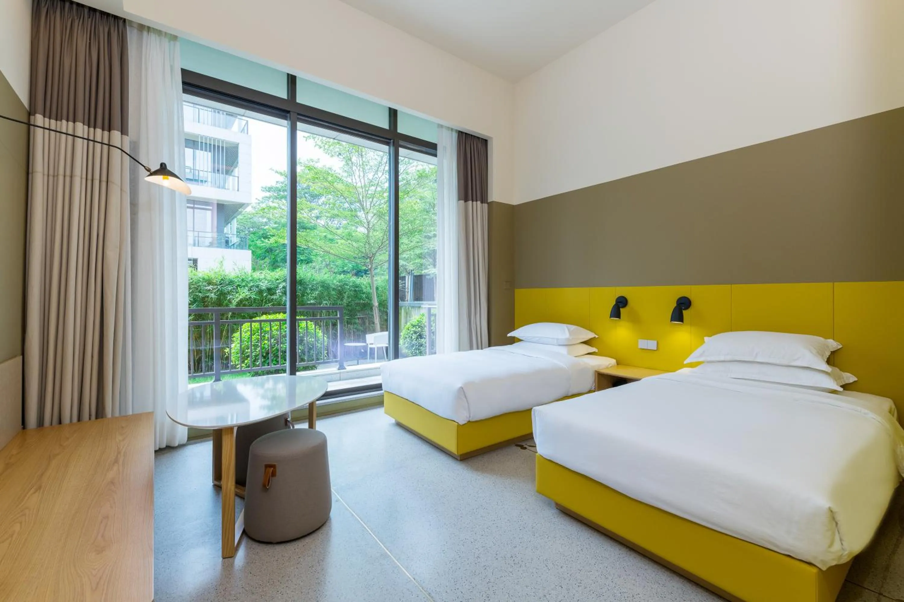 Superior Twin Room in SongShan Lake PingShang Serviced Hotel