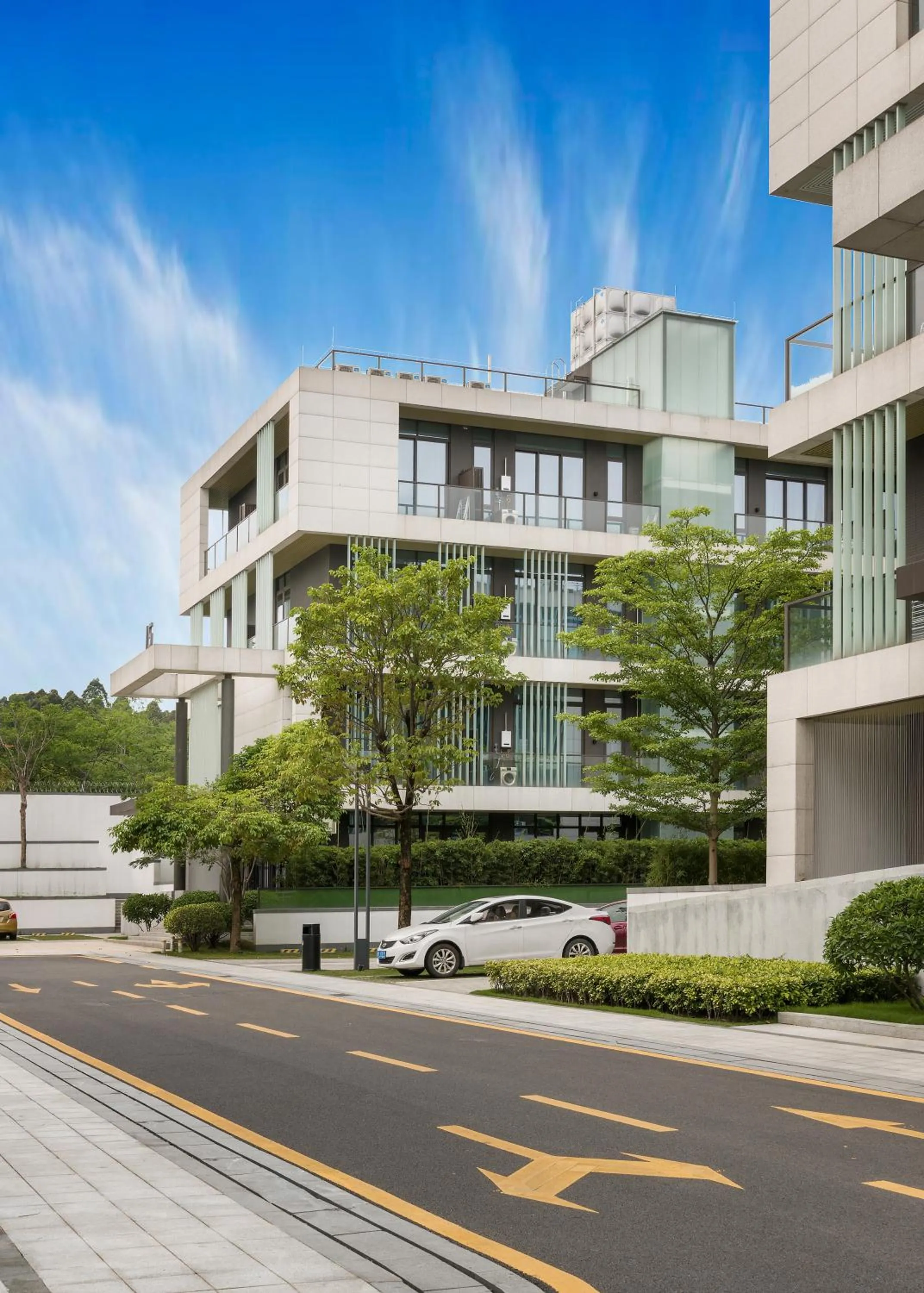 Property building in SongShan Lake PingShang Serviced Hotel