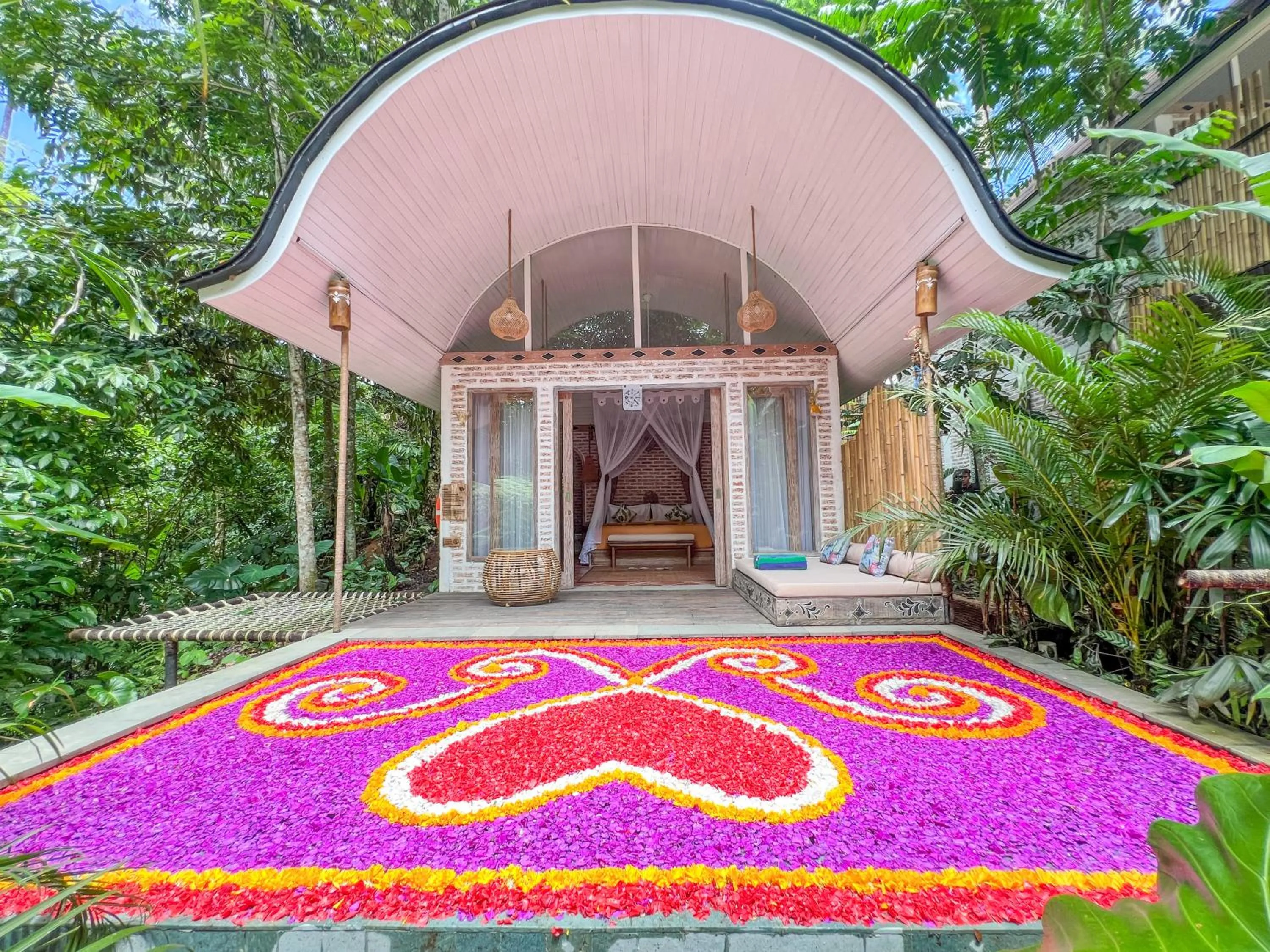 Swimming pool in Sacred Canyon Ubud by GenuineHost