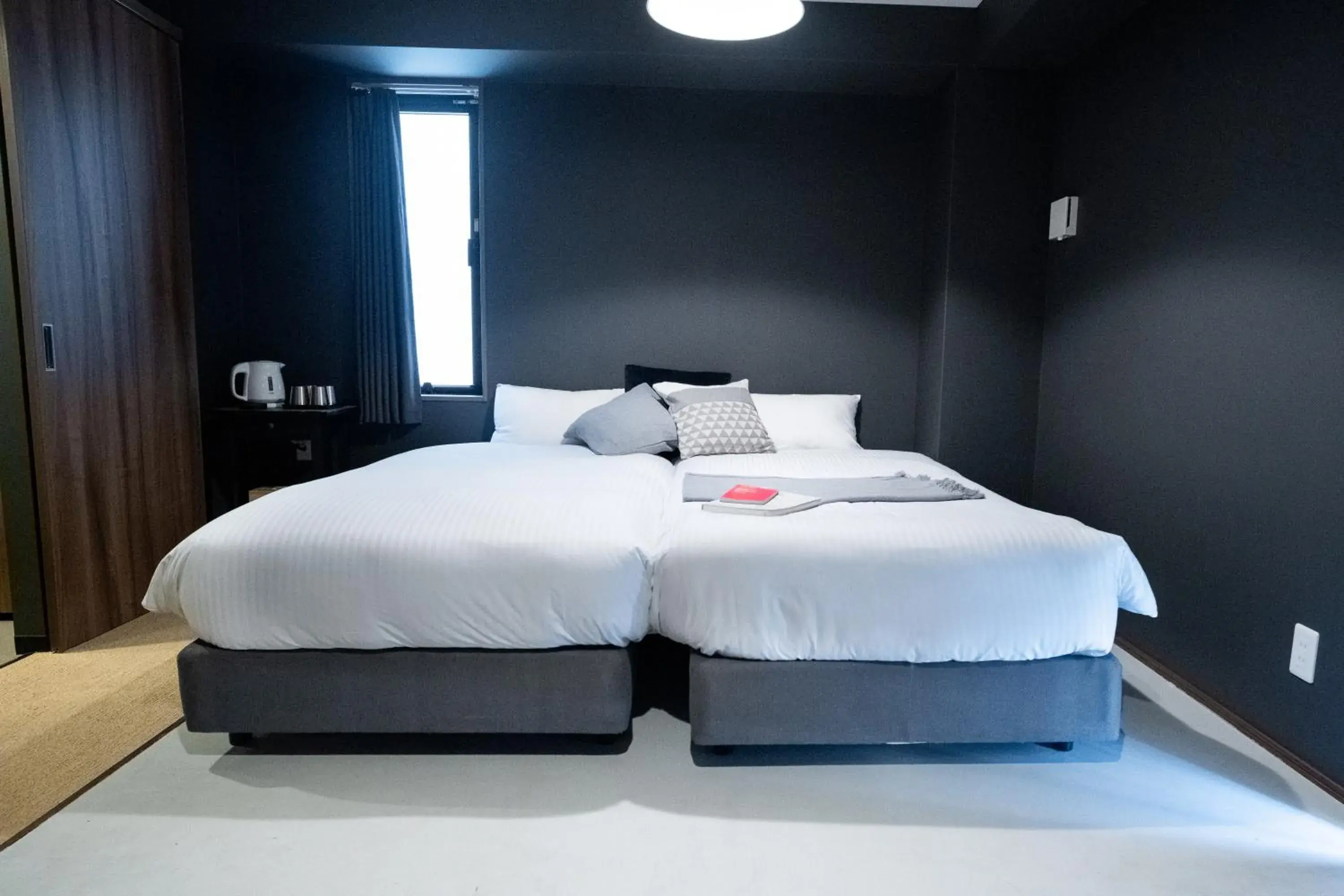 Bed in WAYFARER Shinsaibashi Bed in WAYFARER Shinsaibashi