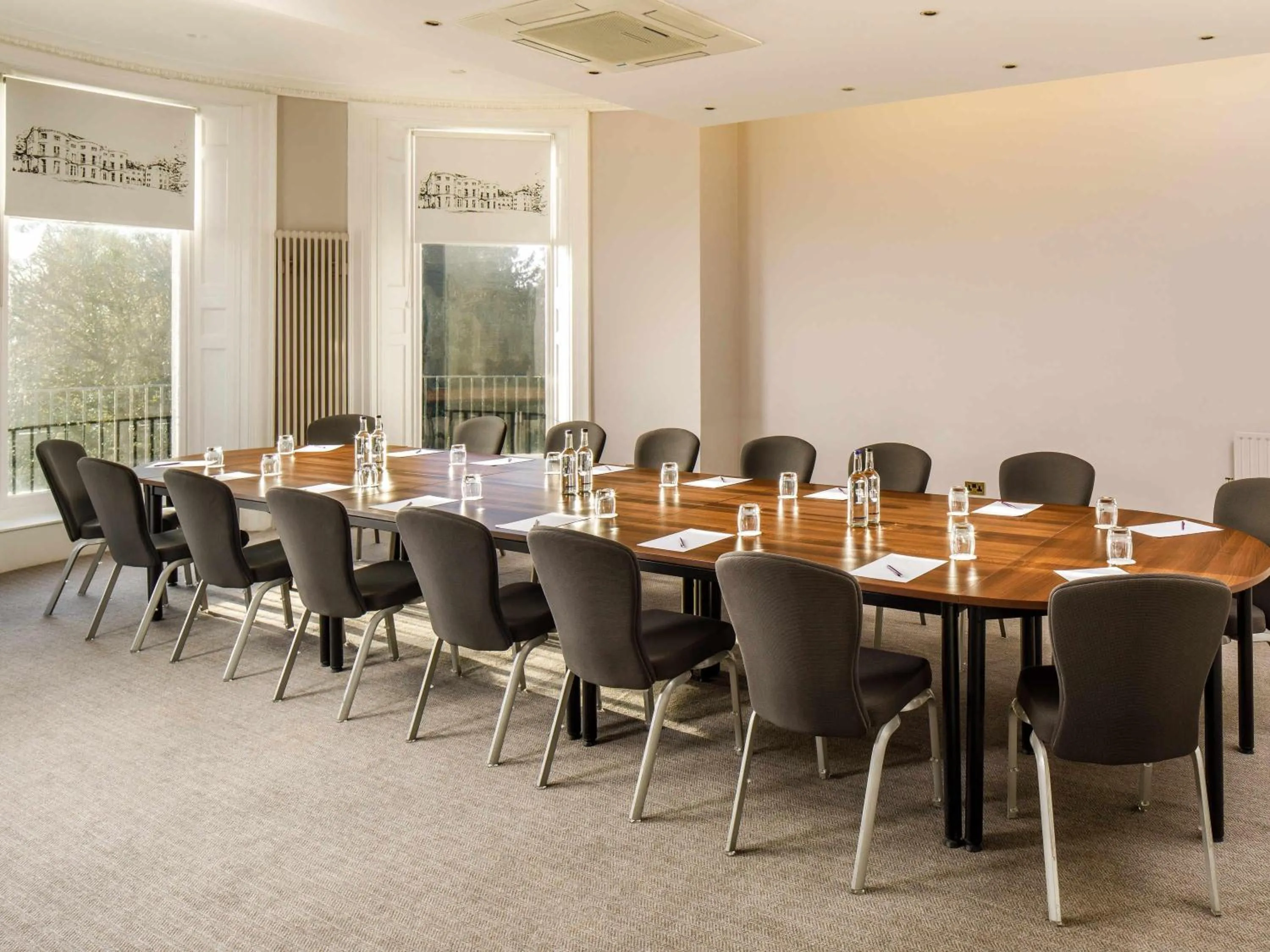 Meeting/conference room in Mercure Gloucester Bowden Hall Hotel