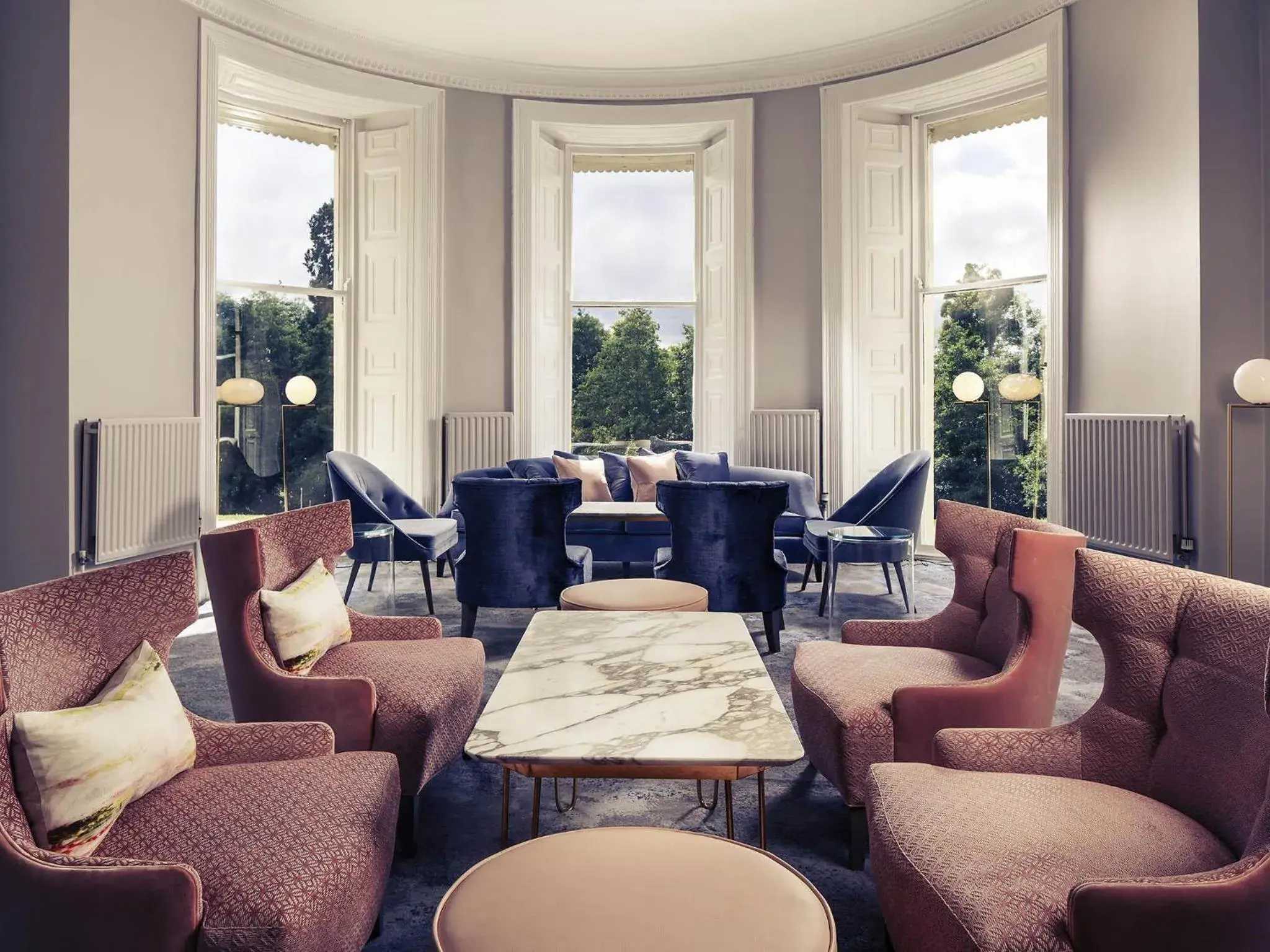 Property building in Mercure Gloucester Bowden Hall Hotel Property building in Mercure Gloucester Bowden Hall Hotel