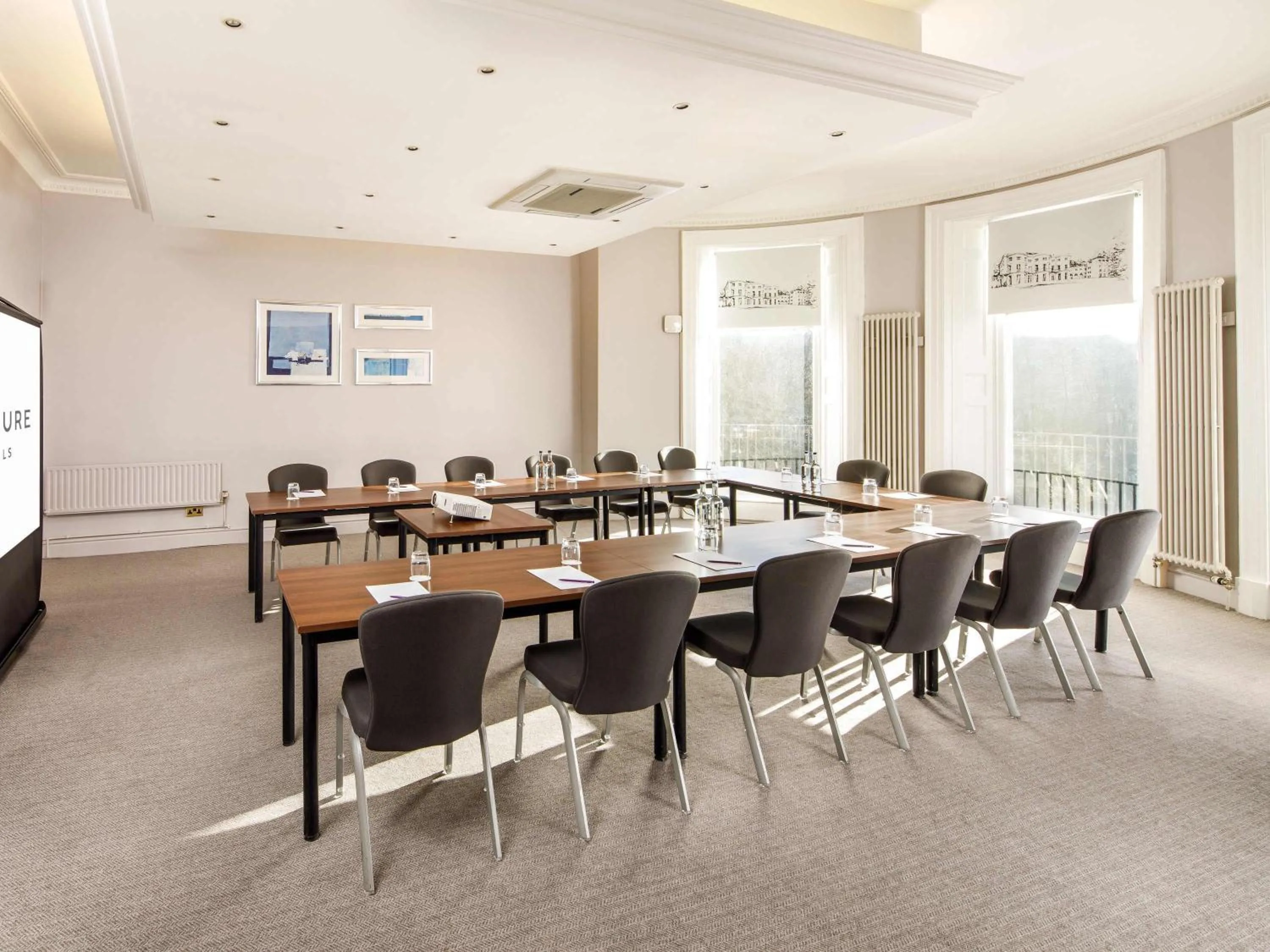 Meeting/conference room in Mercure Gloucester Bowden Hall Hotel