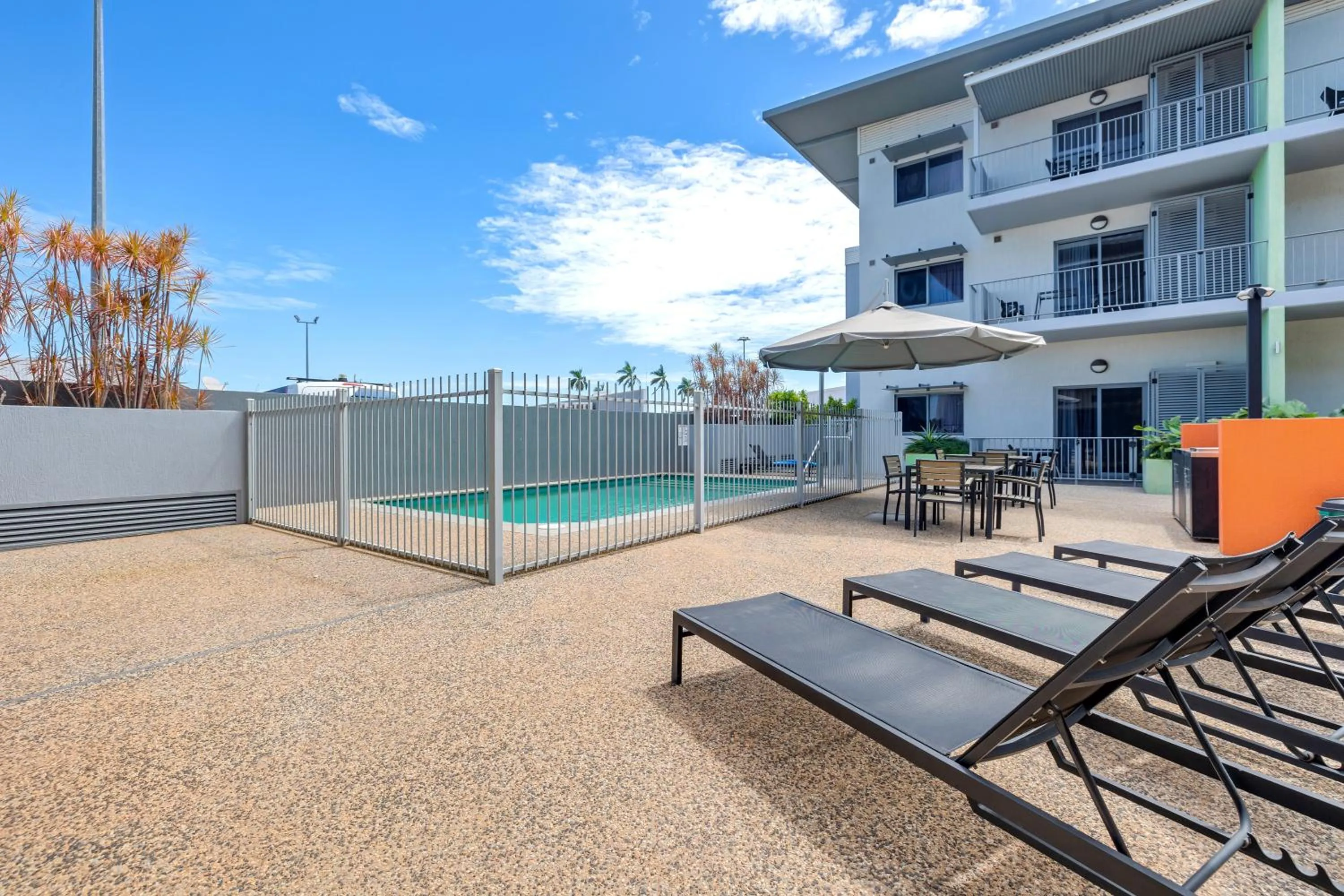 Swimming pool in Hudson Berrimah