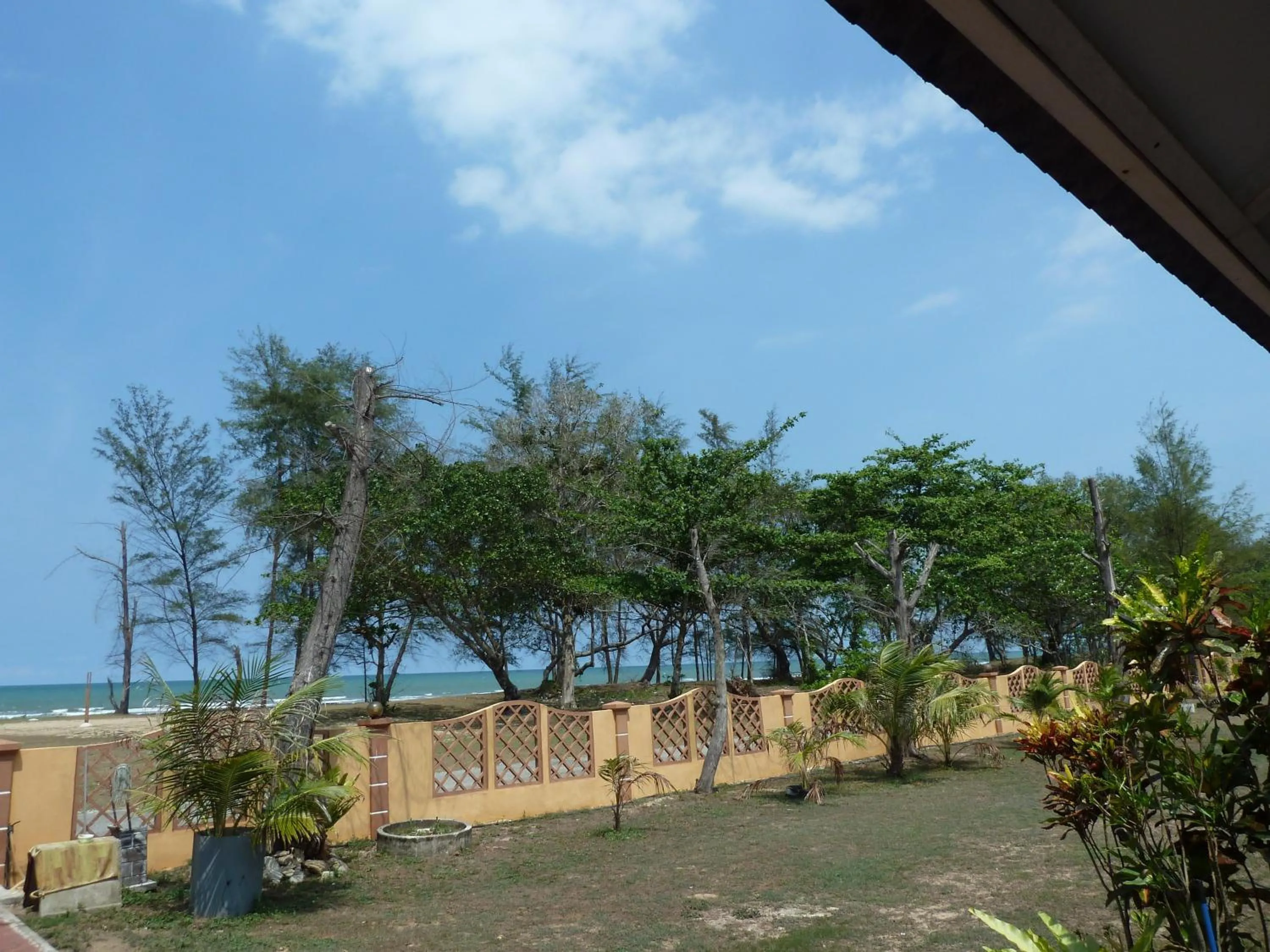 Cempaka Beach Resort
