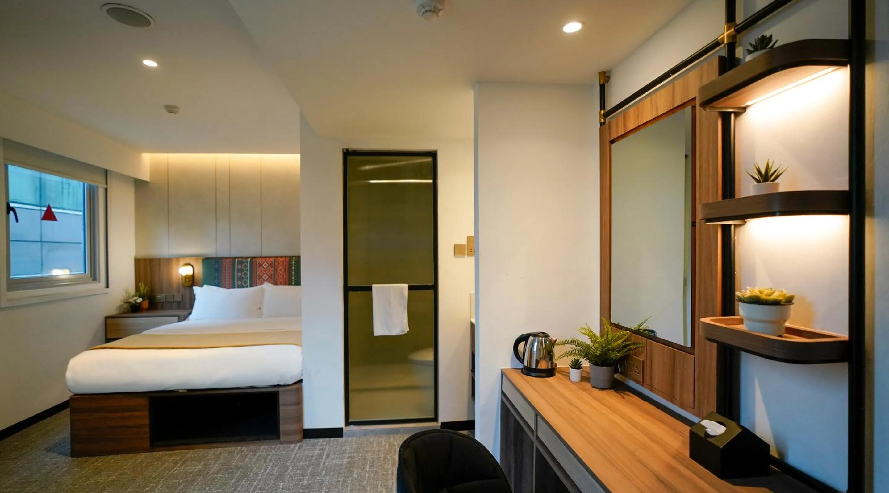 hair dresser, Bed in ST Signature Bugis Middle