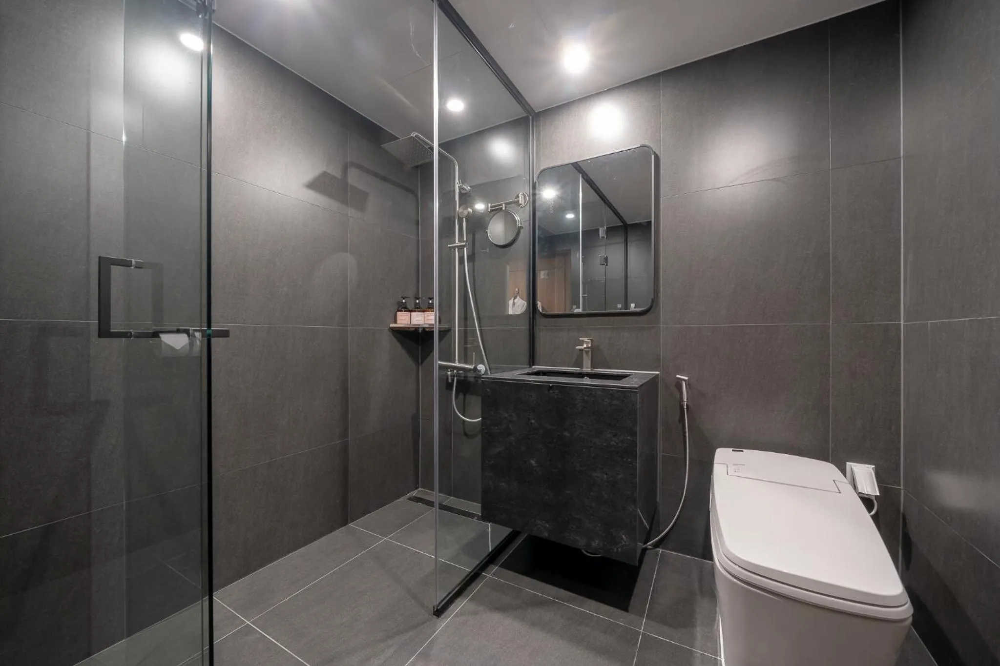 Shower in Simjak Hotel by Aank