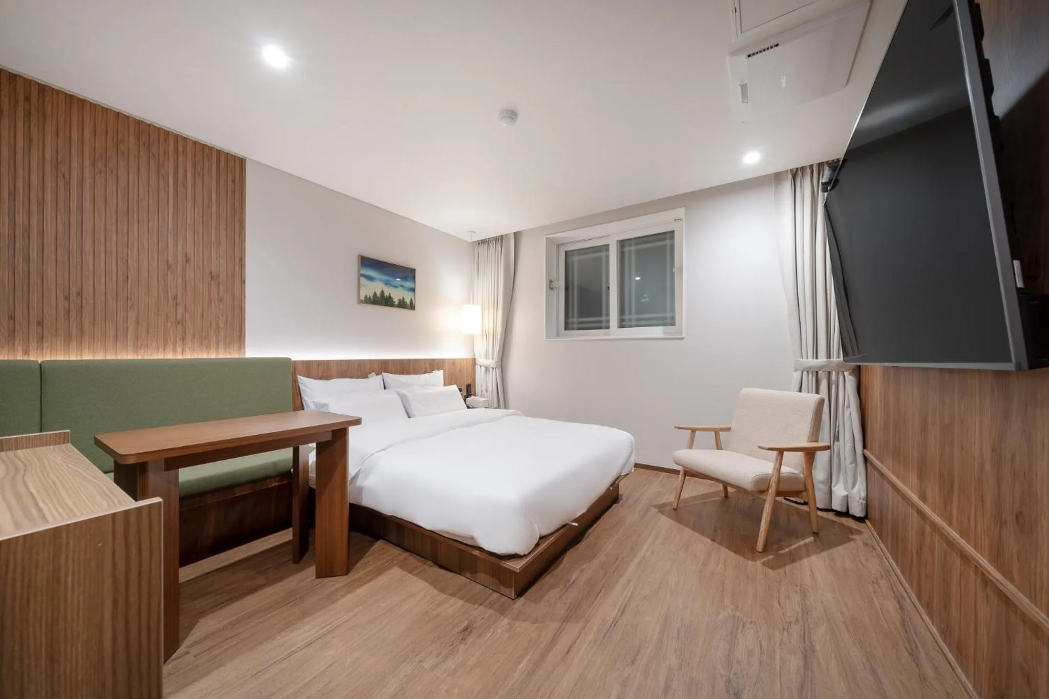 Bed in Simjak Hotel by Aank