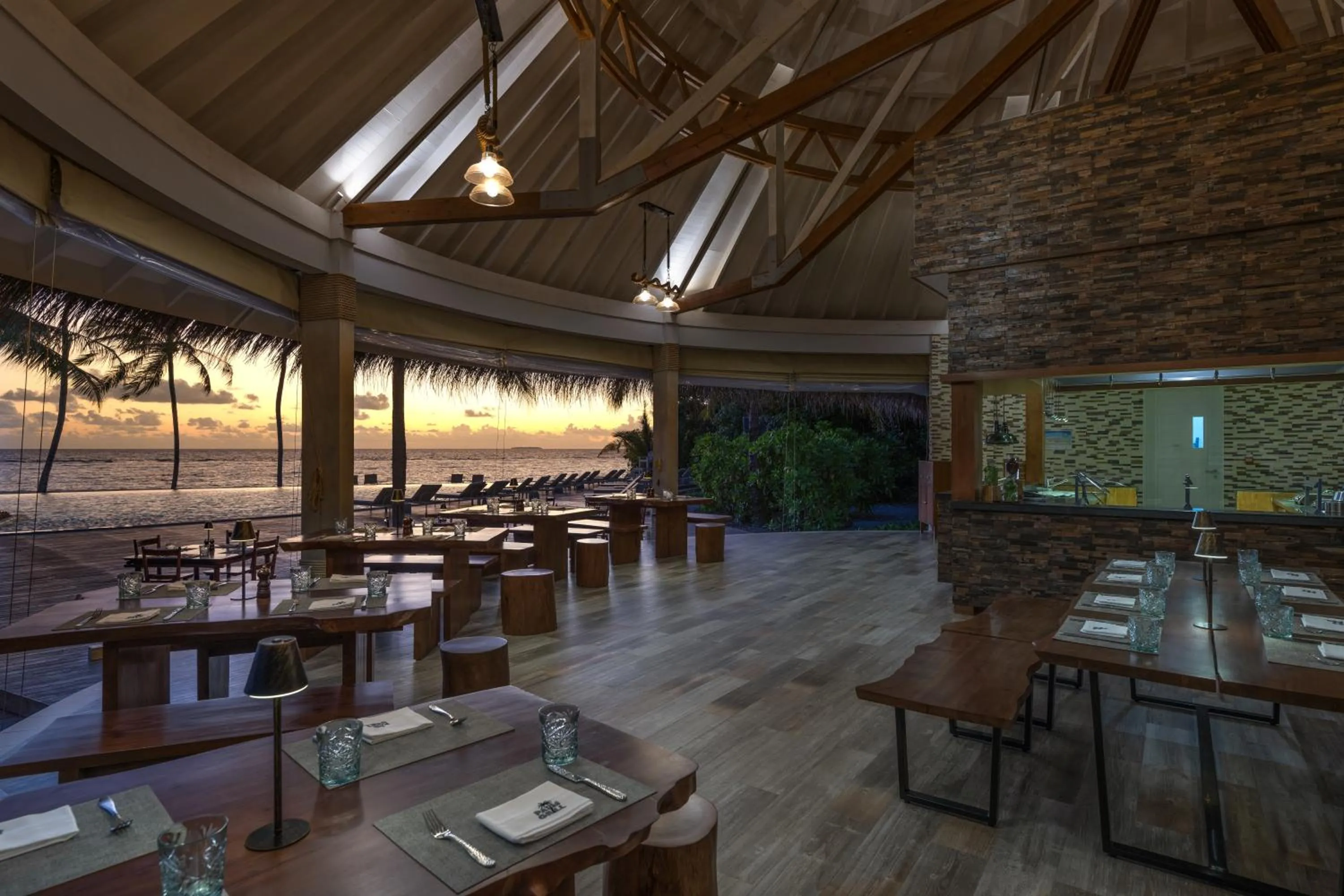 Restaurant/places to eat in Ifuru Island Maldives - Domestic Flight Transport for 2 at Half-Price Valid for Min 5 Night Stays Between 20 Apr to 15 Oct 2026