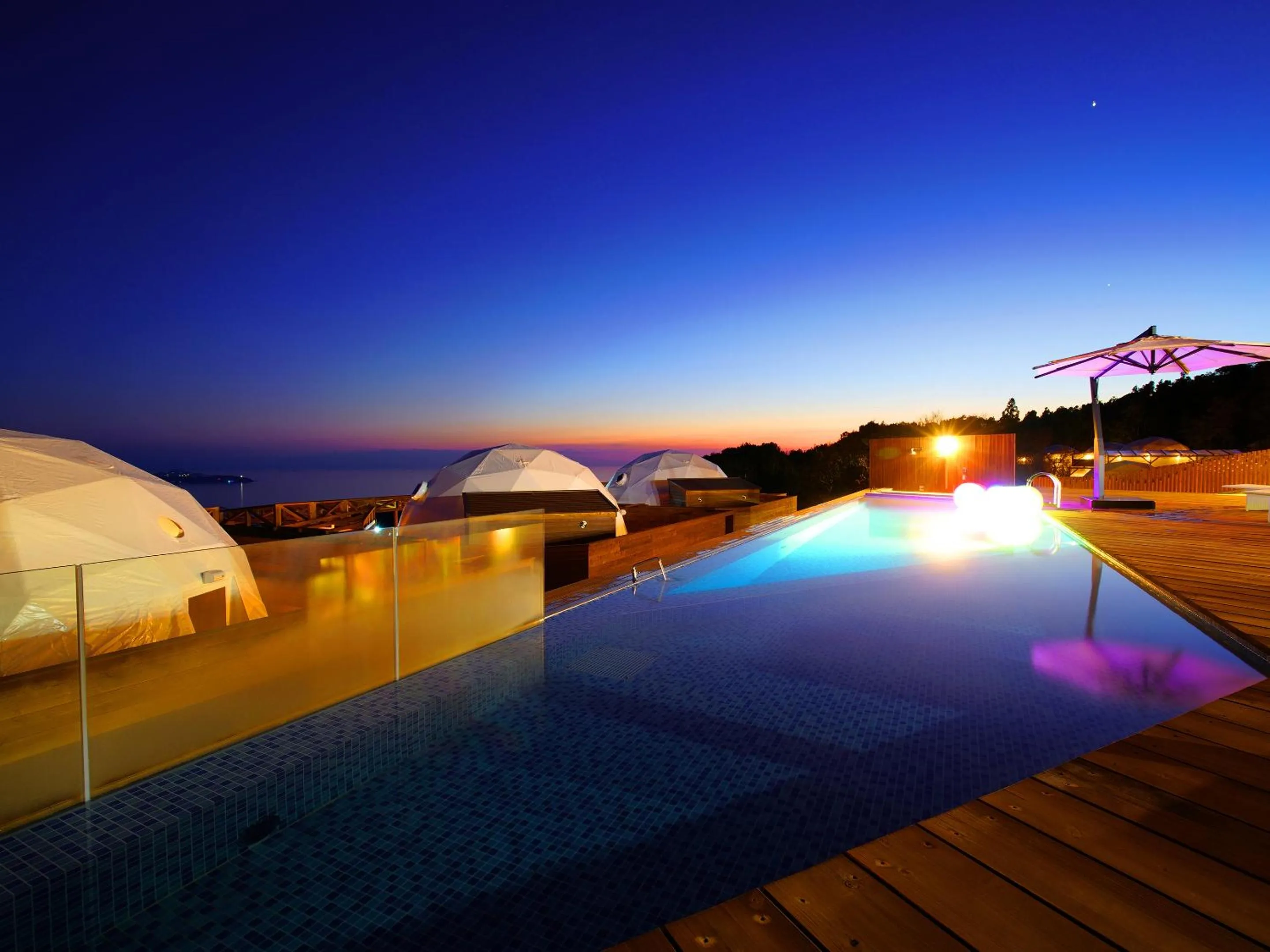 Swimming pool in Glamping Resort GLANSO NAGASAKI