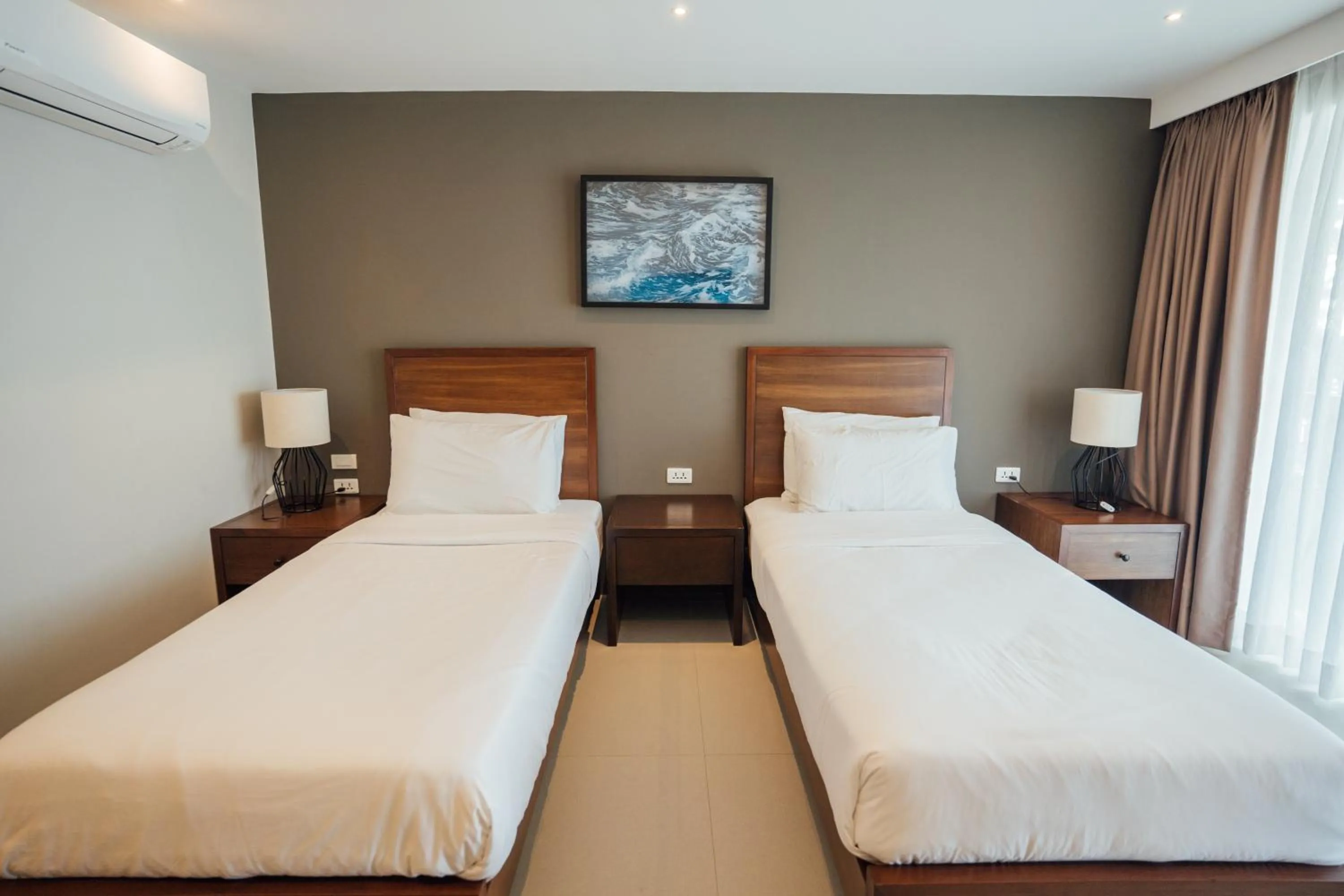 Bed in Solitude Acacia Resort