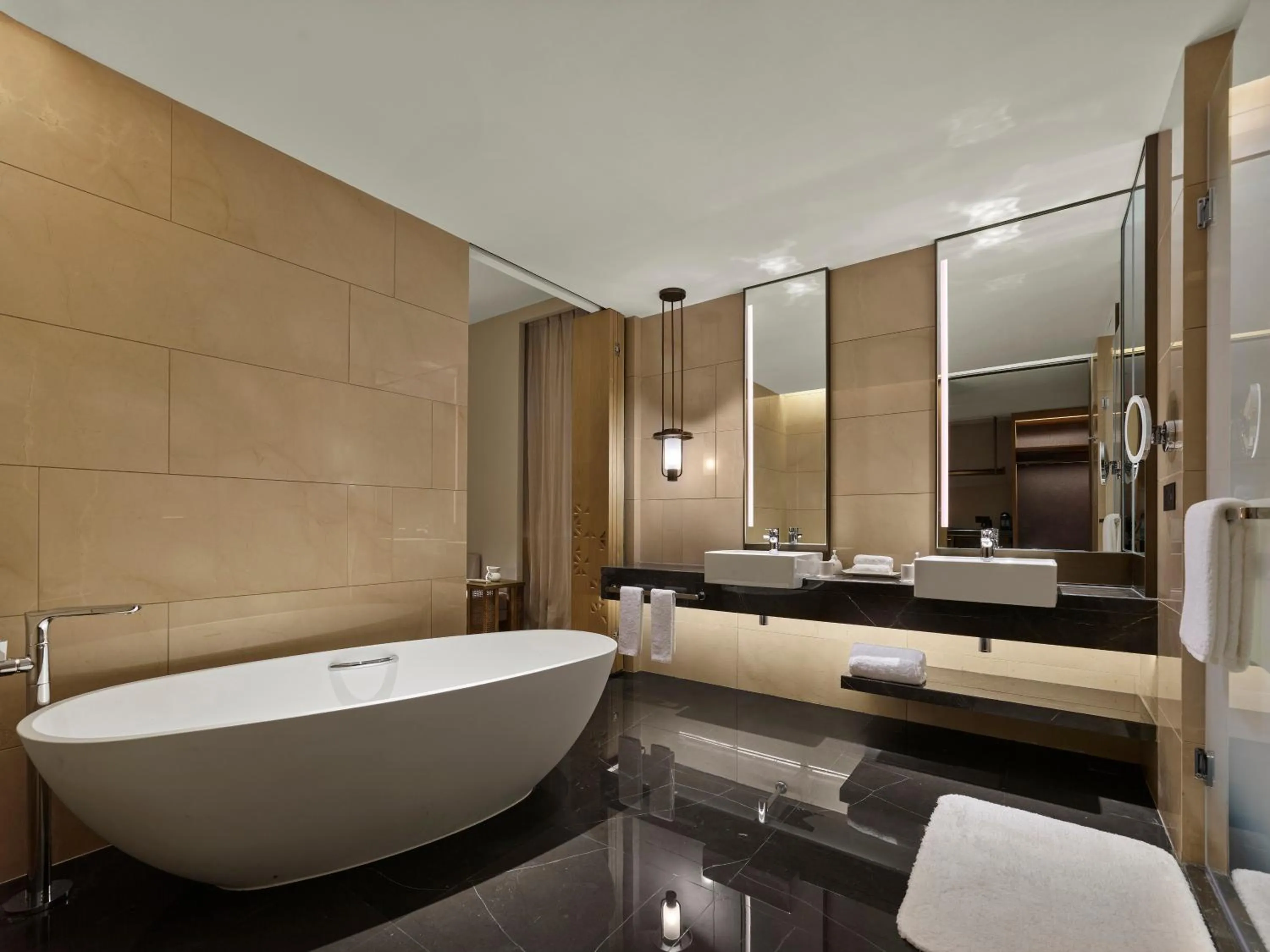 Bathroom in Angsana Zhuhai Hengqing