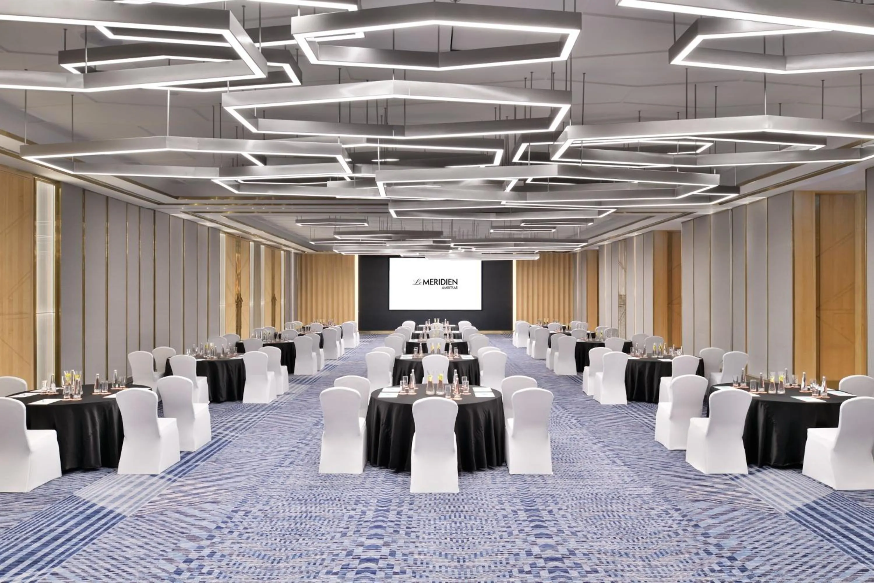 Banquet/Function facilities in Le Meridien Amritsar