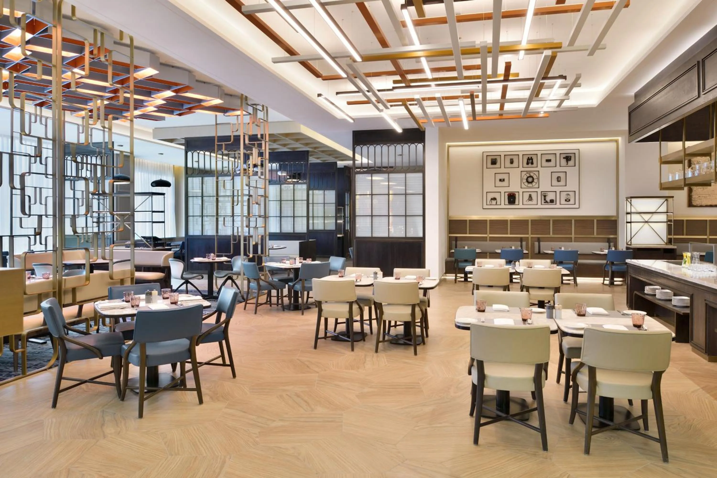 Restaurant/places to eat in Le Meridien Amritsar