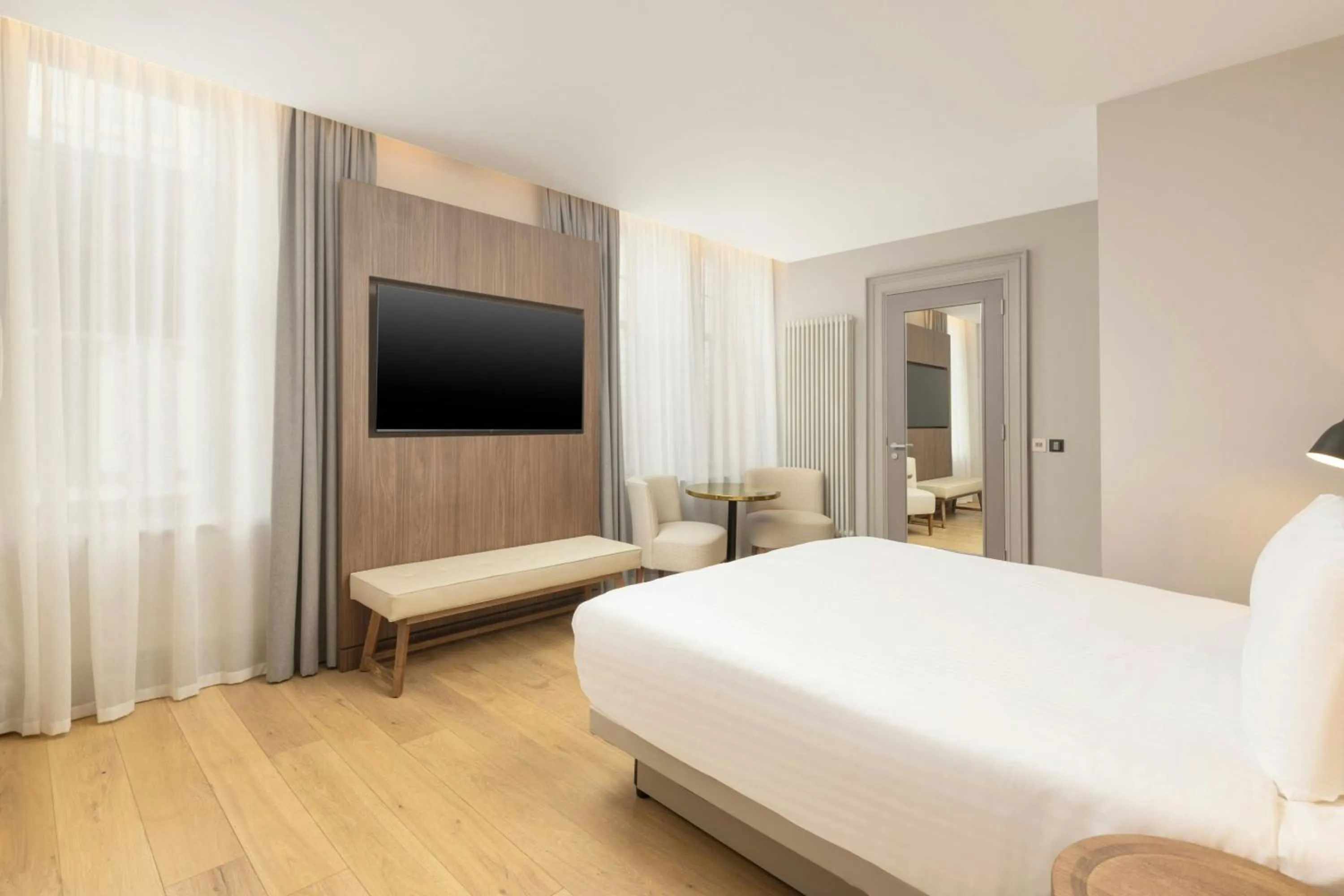 Photo of the whole room, Bed in AC Hotel by Marriott Glasgow