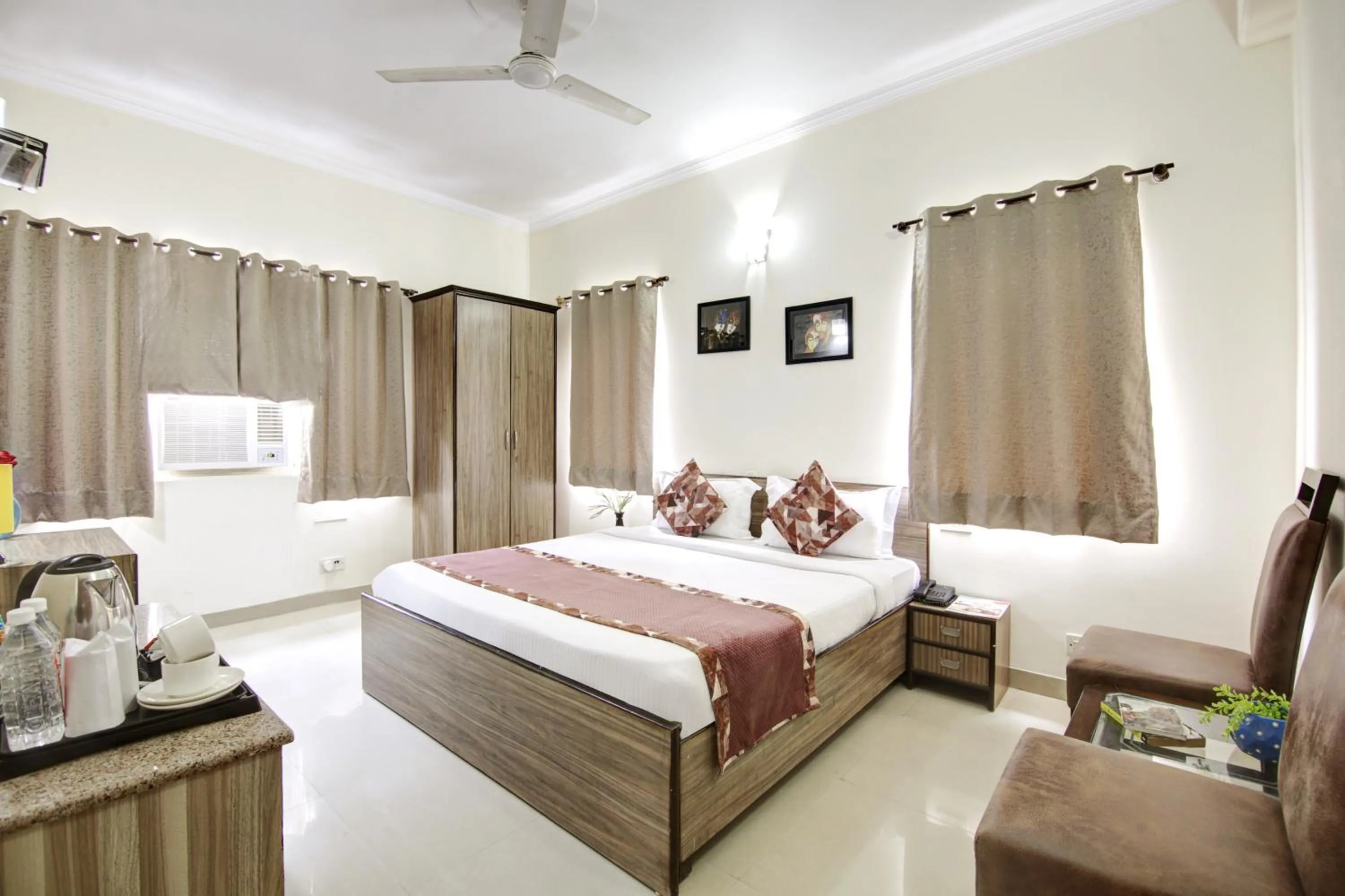 Bed in Persona International Hotel Karol Bagh Delhi