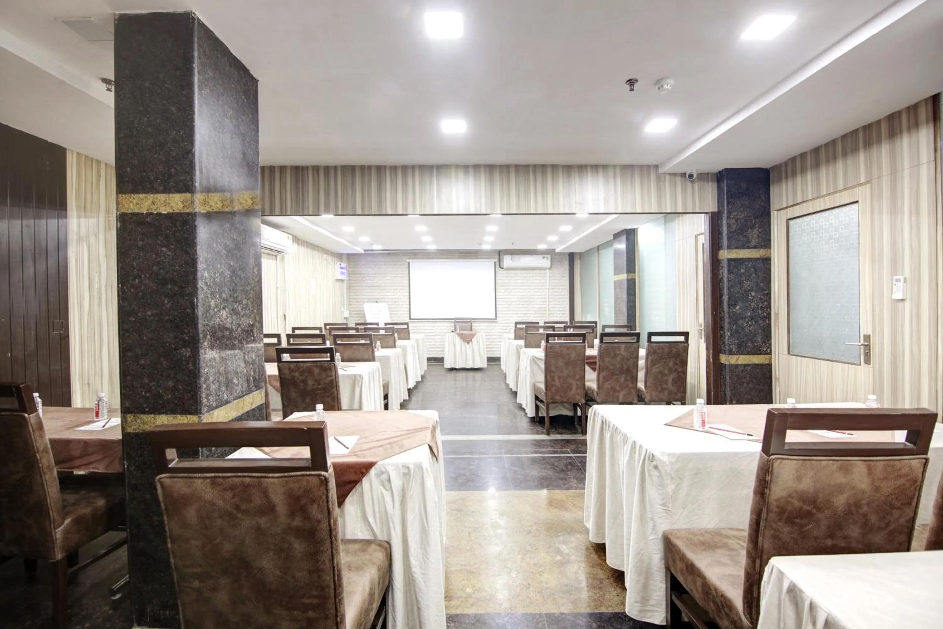Meeting/conference room in Persona International Hotel Karol Bagh Delhi