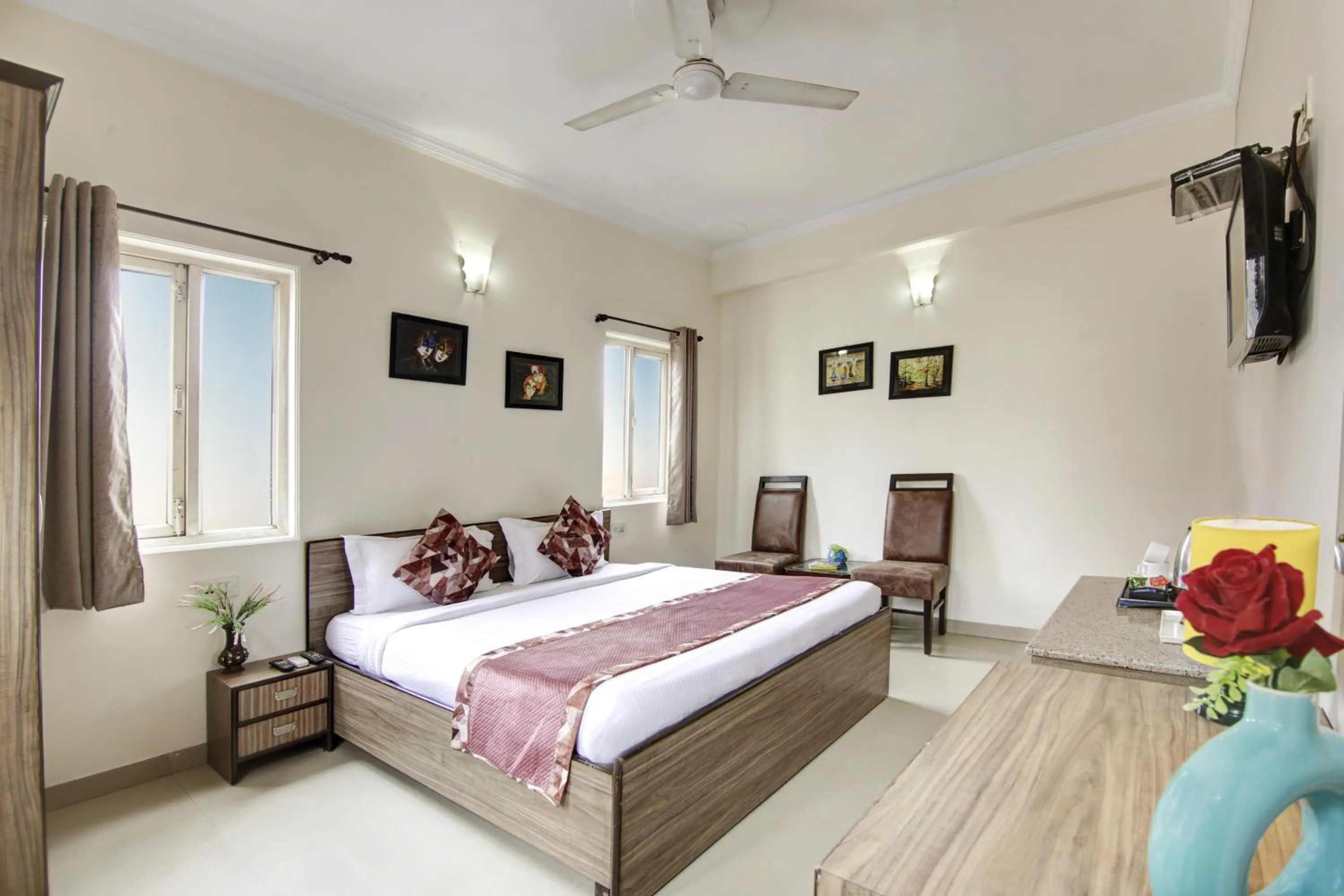 Bed in Persona International Hotel Karol Bagh Delhi