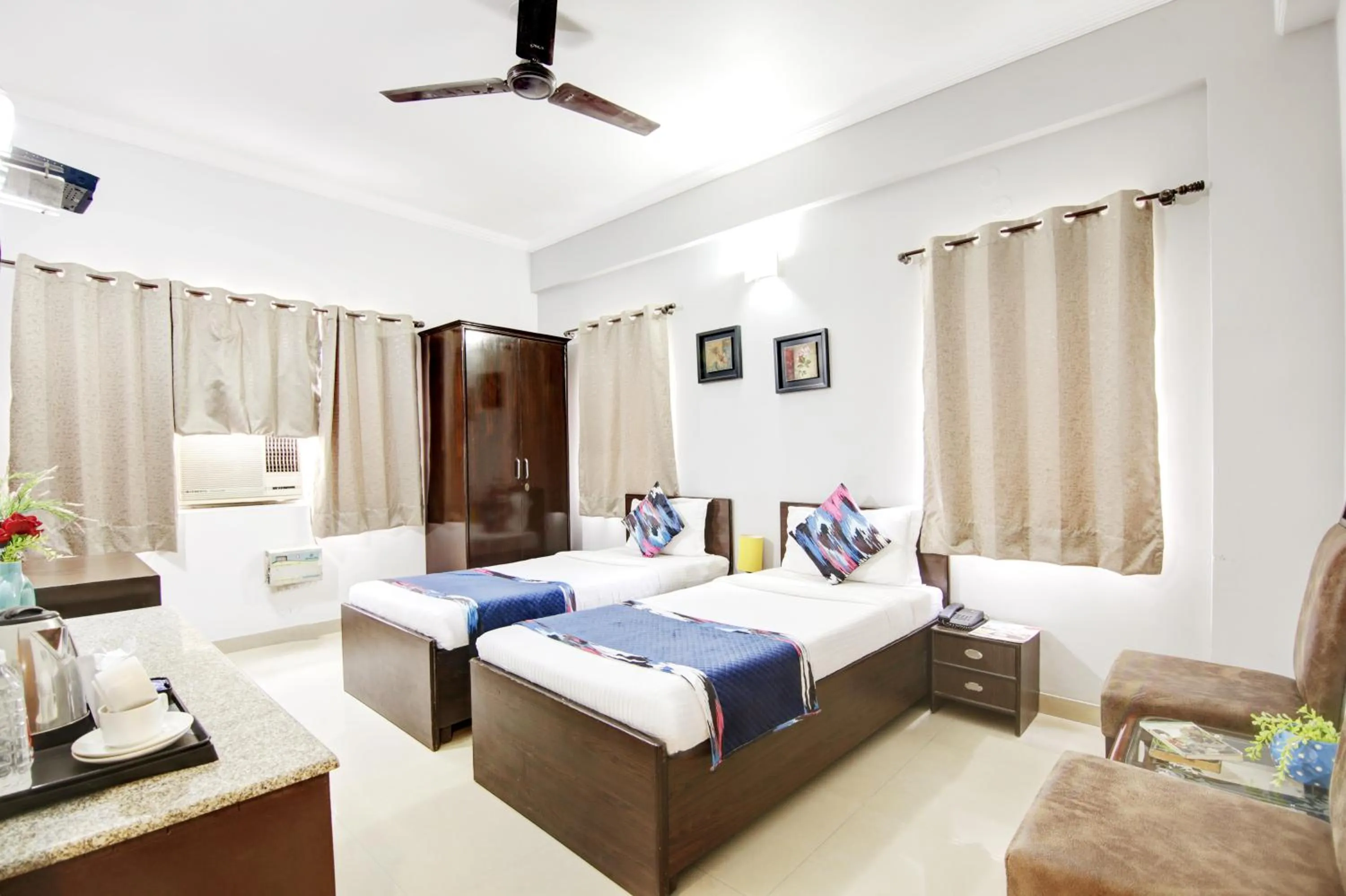 Bed in Persona International Hotel Karol Bagh Delhi