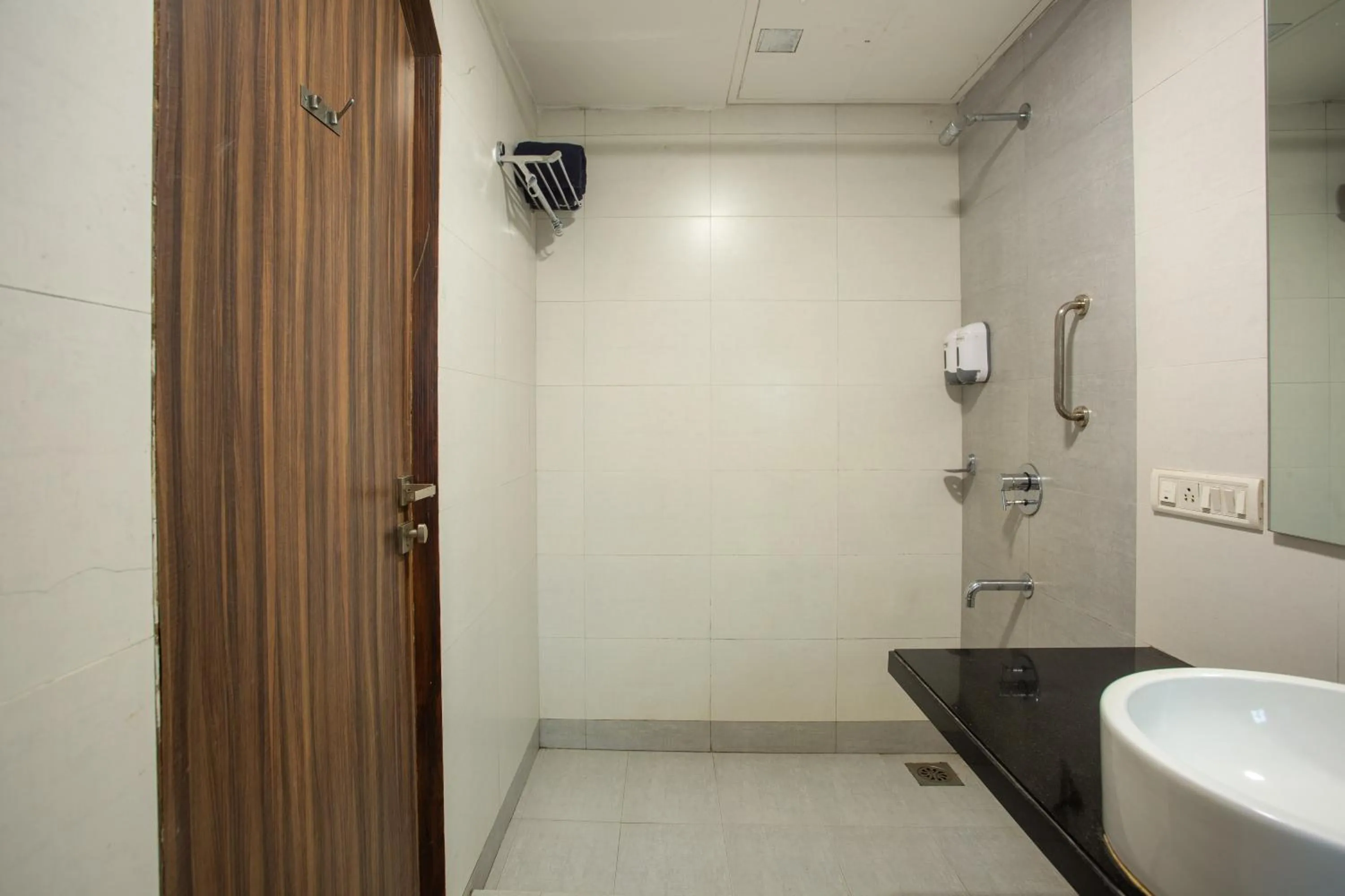 Bathroom in Hilltop suites by 29 bungalow