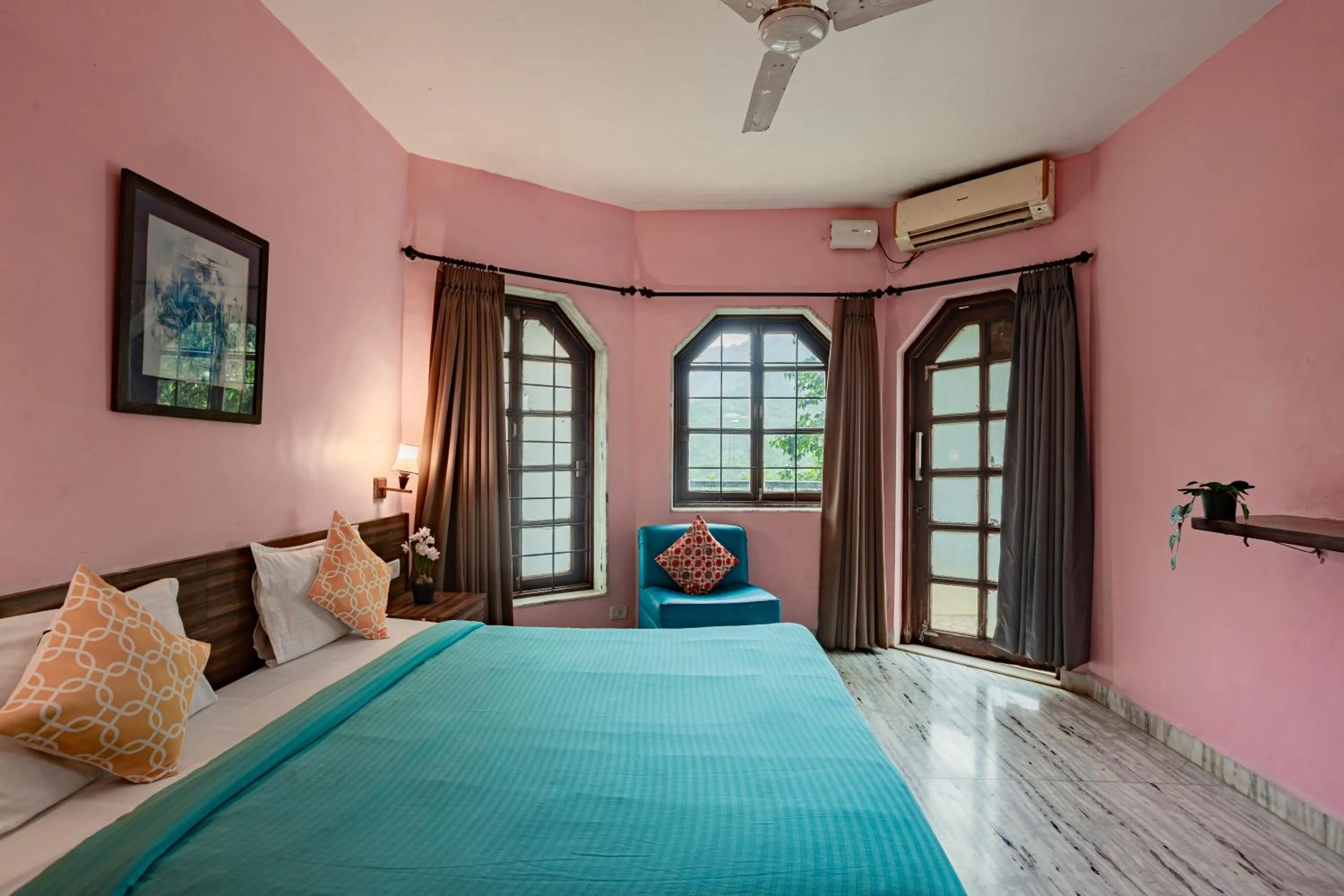 Bedroom, Bed in Hilltop suites by 29 bungalow