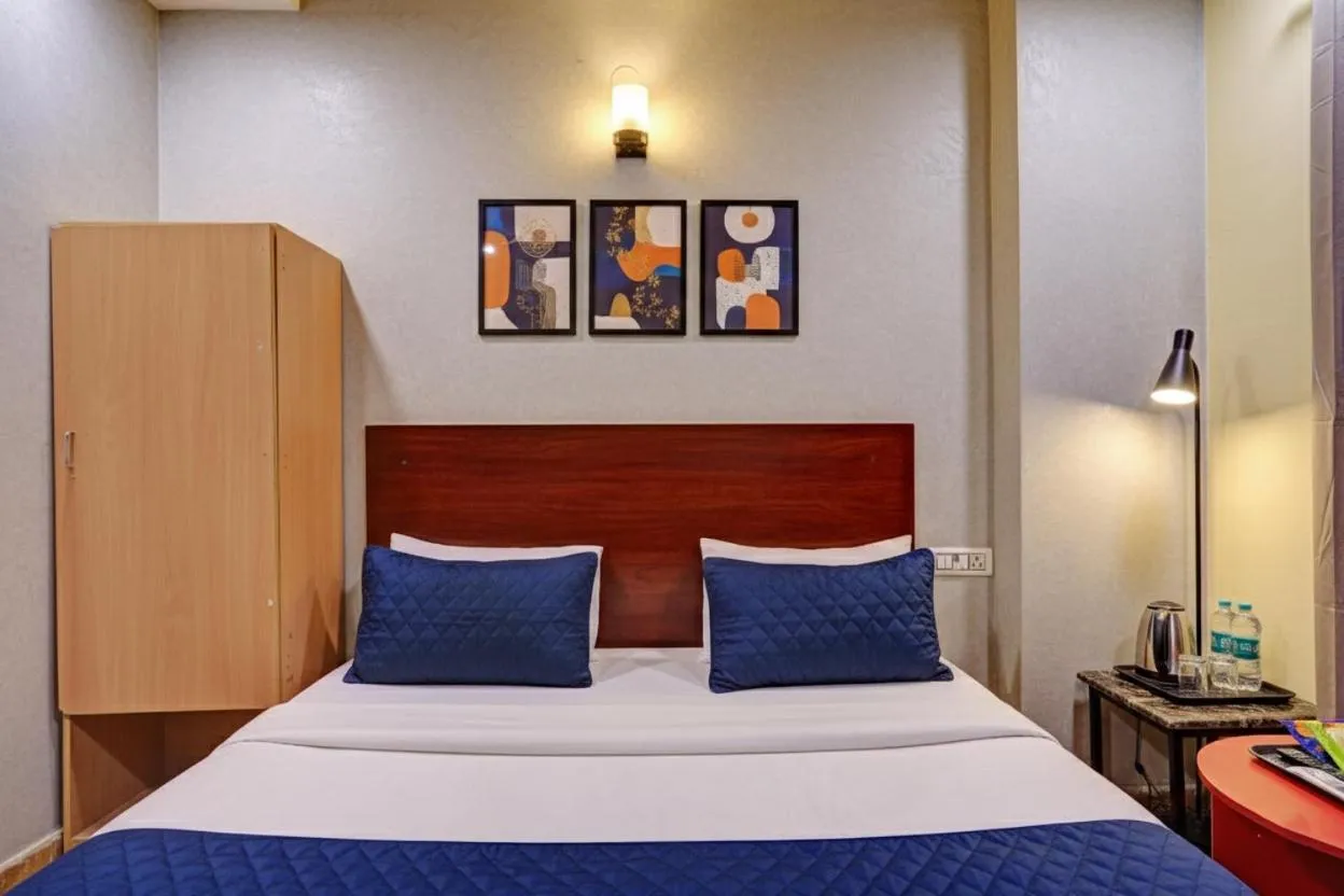 Bedroom, Bed in Hotel Raaso Inn Rohini I Near Metro I Couple Friendly I Spacious Rooms I Budget Stay