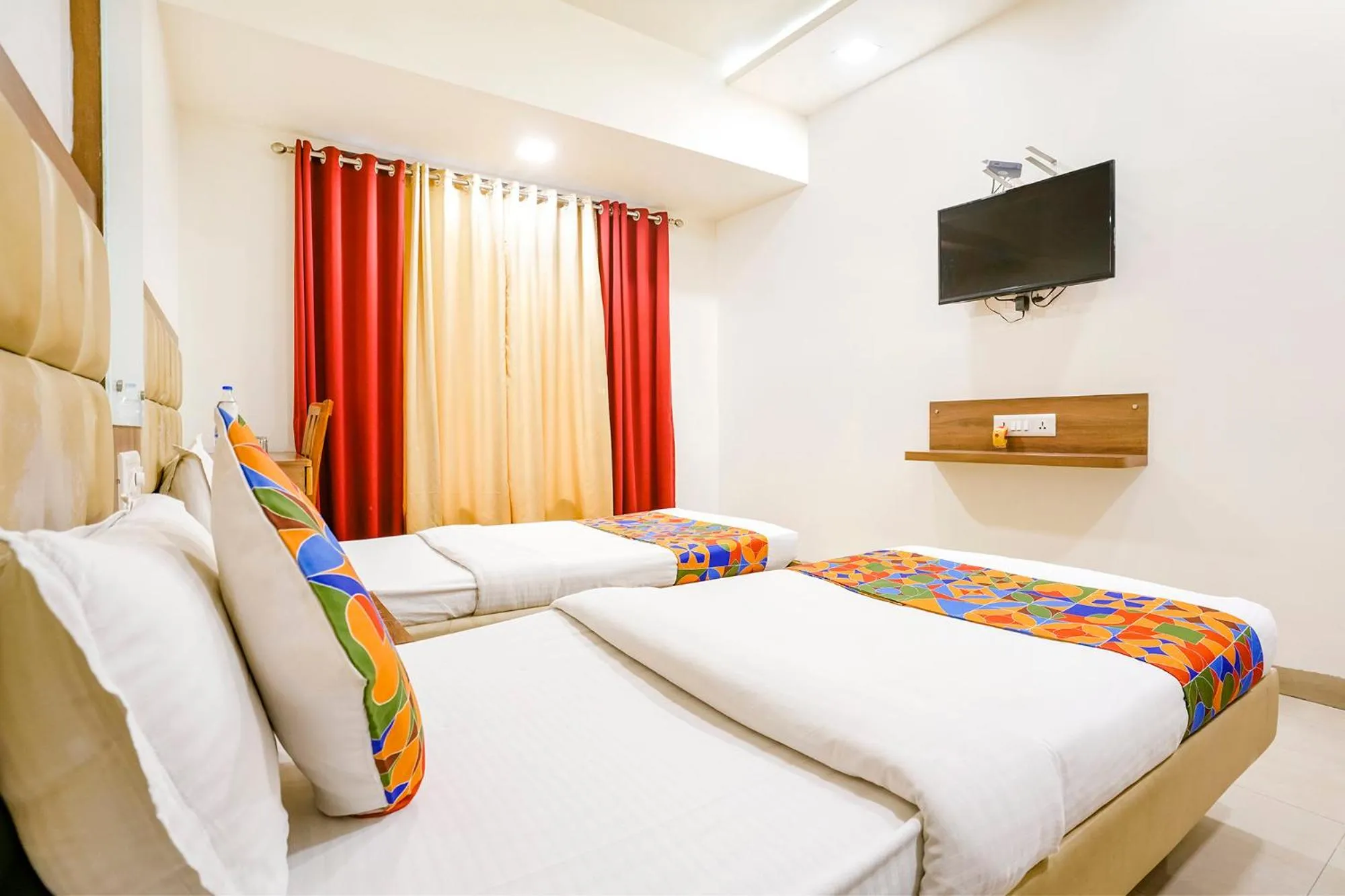 Bed in Hotel Candor Amigo Kamothe Panvel