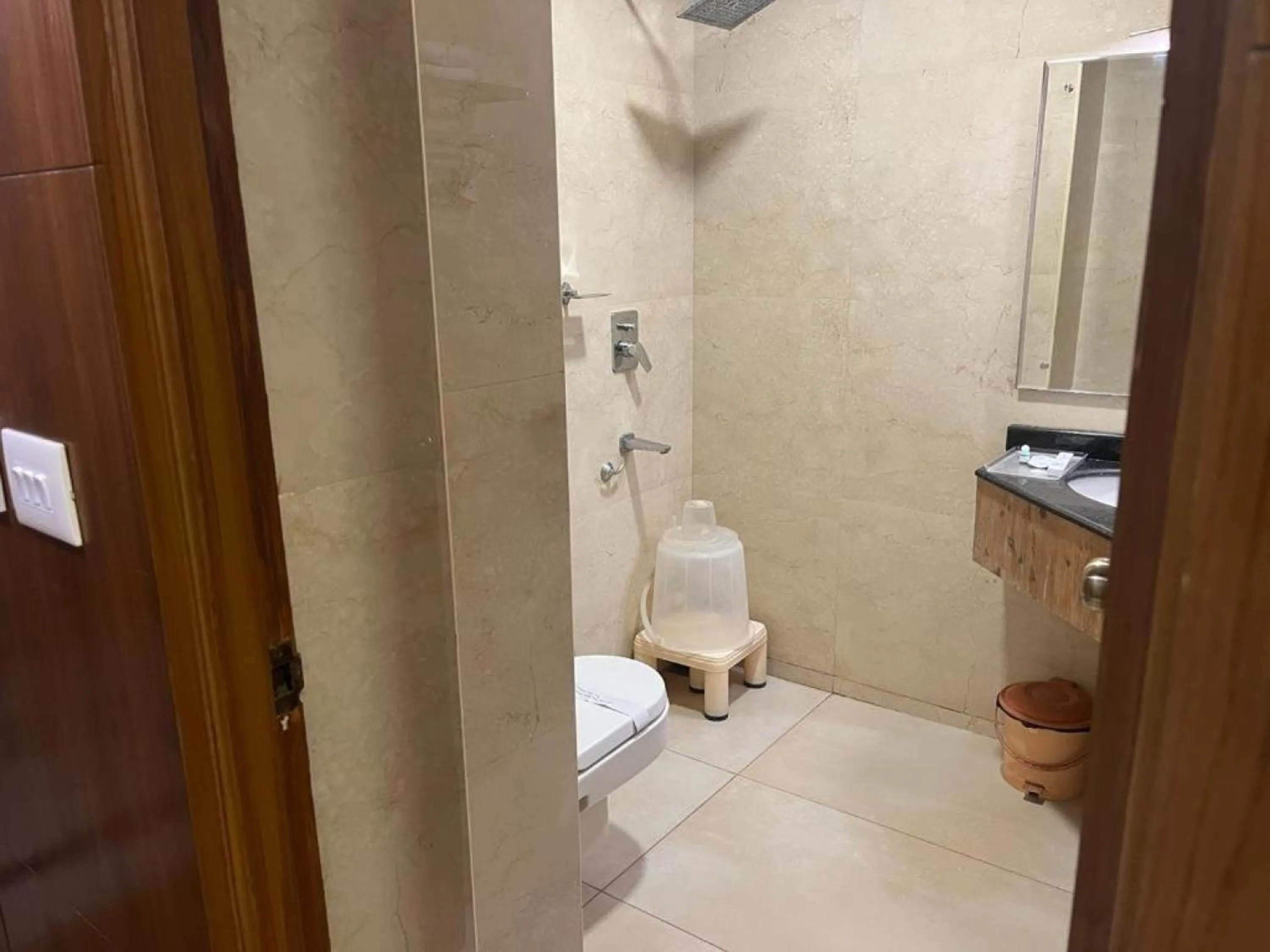 Bathroom in Hotel City Tower, Chennai Central